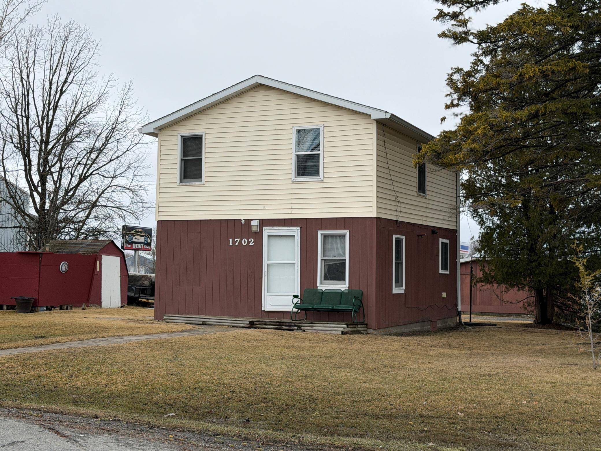 1702 1st AVE, International Falls, MN 56649