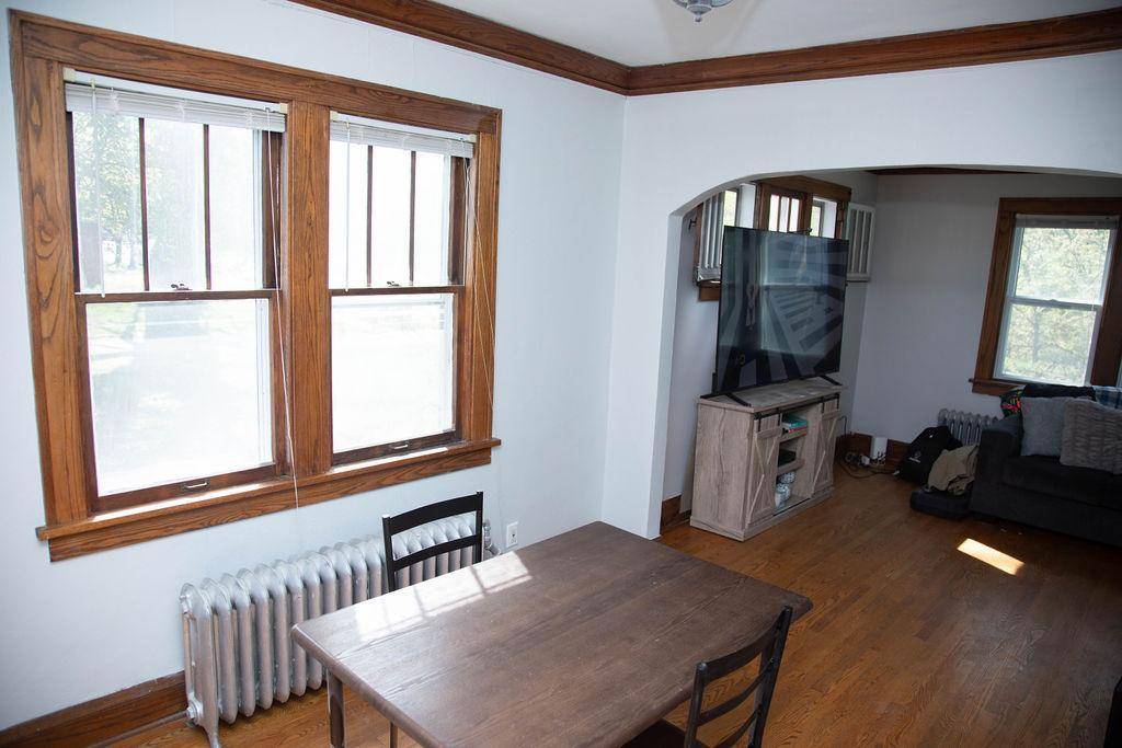 1453 7th ST E, Saint Paul, MN 55106