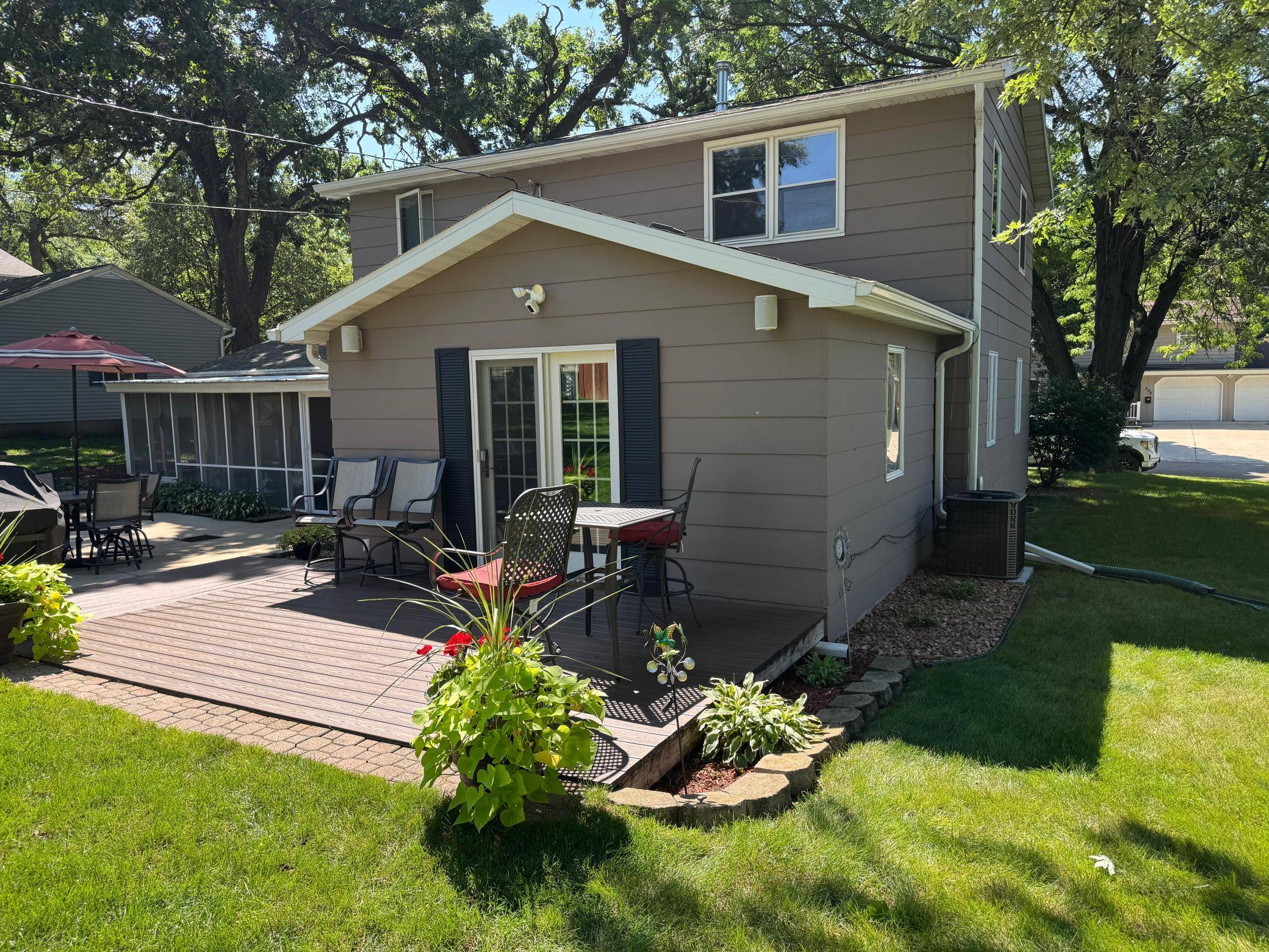 209 Burr Oak DR, Albert Lea, MN 56007