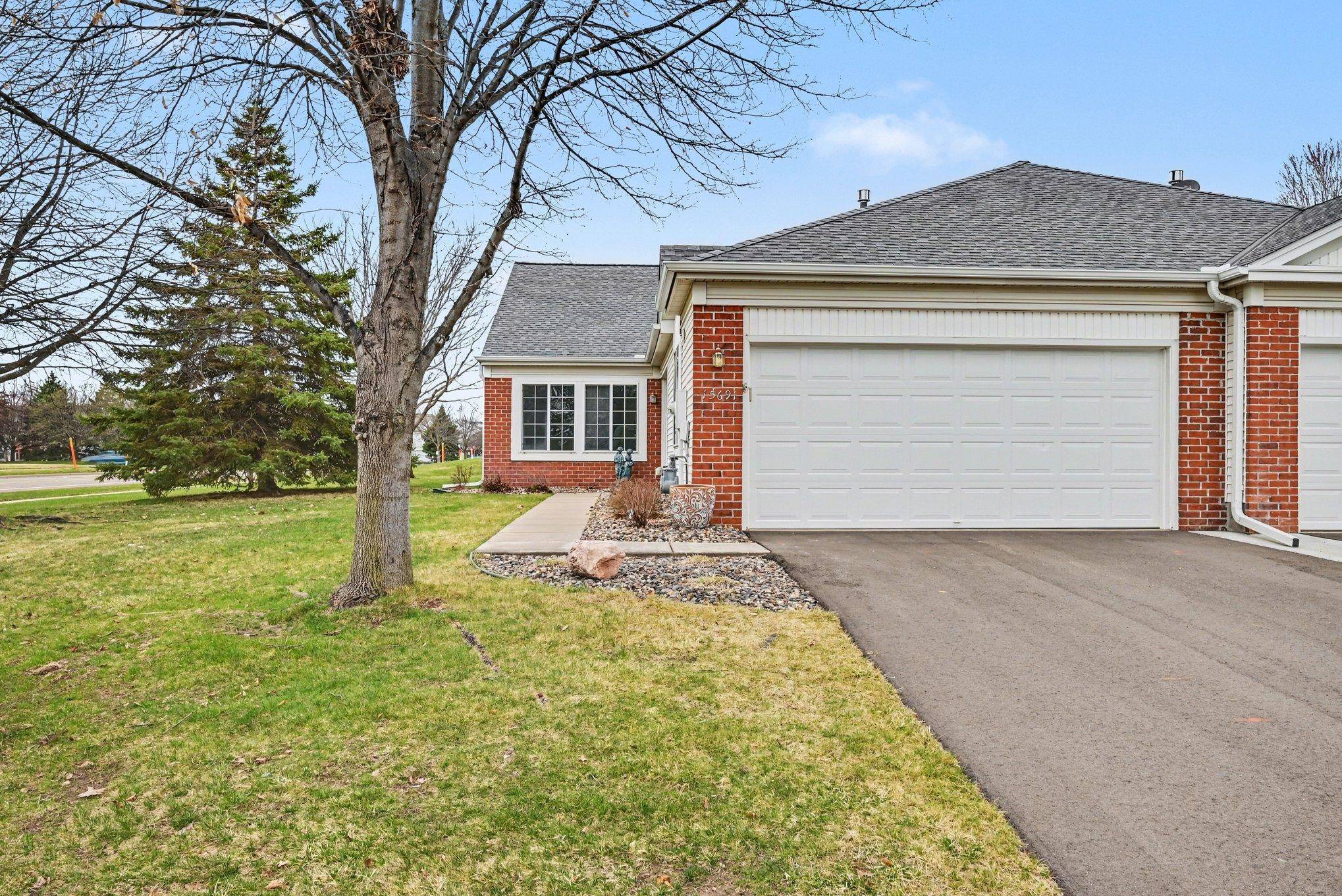 15691 Flackwood WAY, Apple Valley, MN 55124