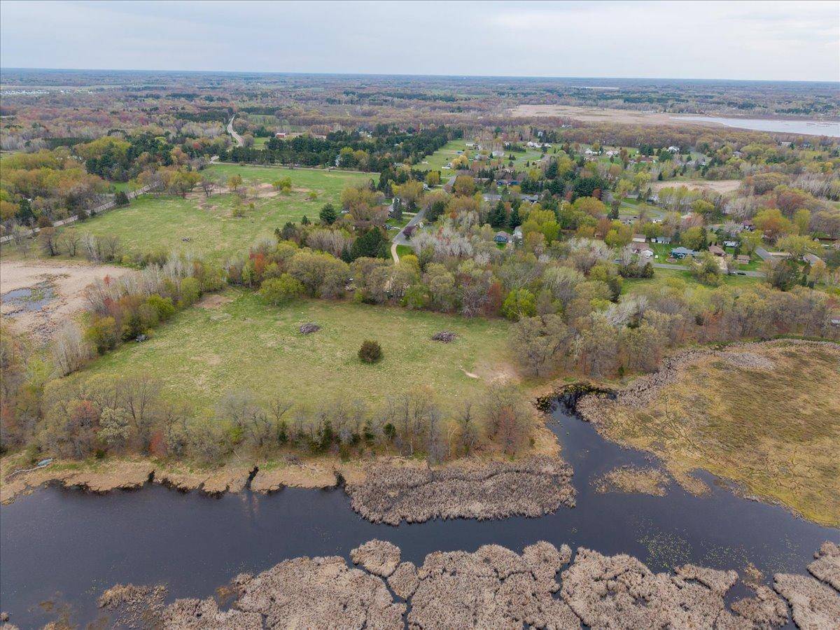 251x 183rd Ave NE, East Bethel, MN 55092