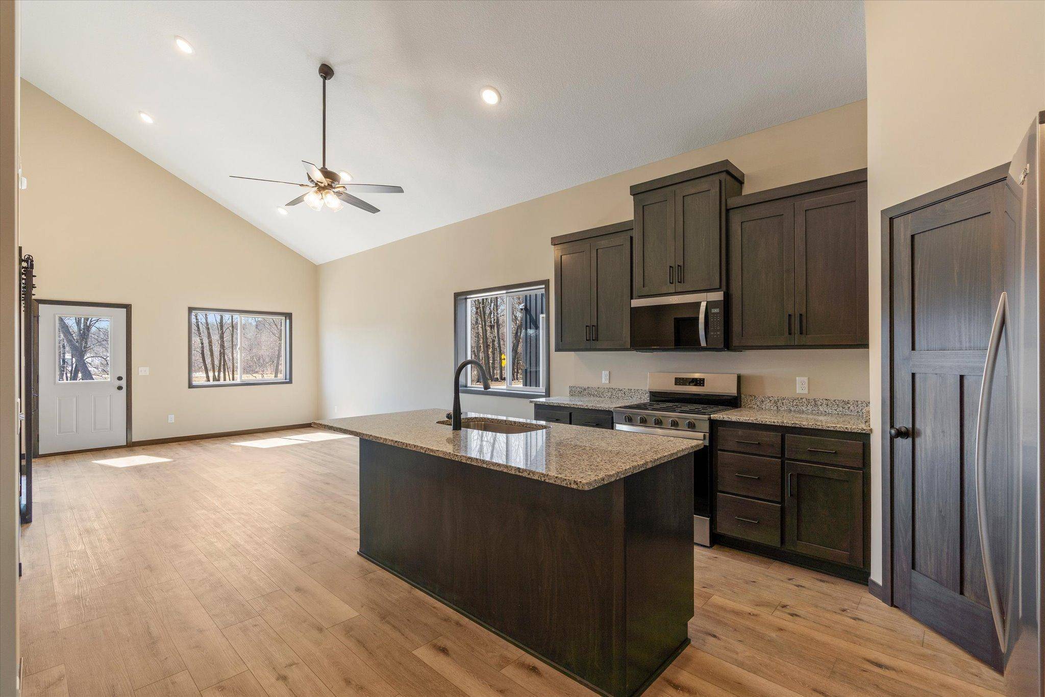 18196 Marina Way, Garrison, MN 56450