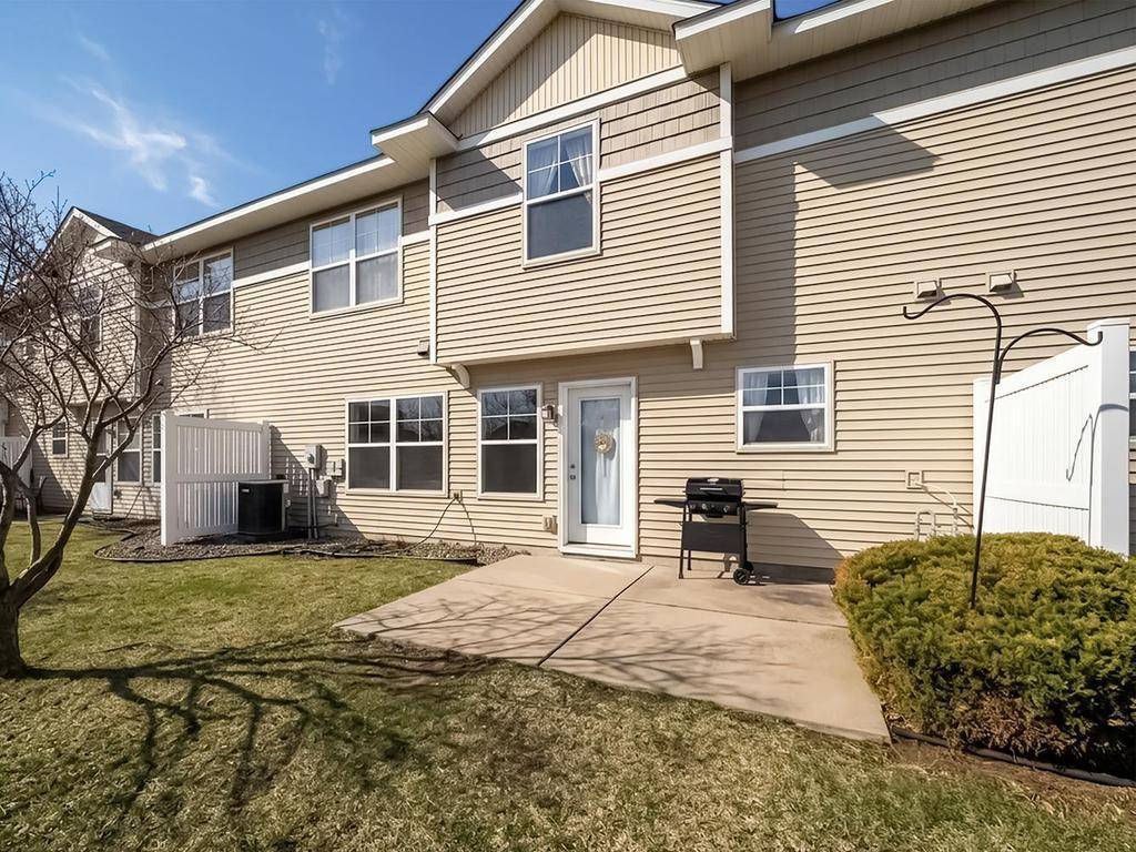 15661 60th AVE N, Plymouth, MN 55446