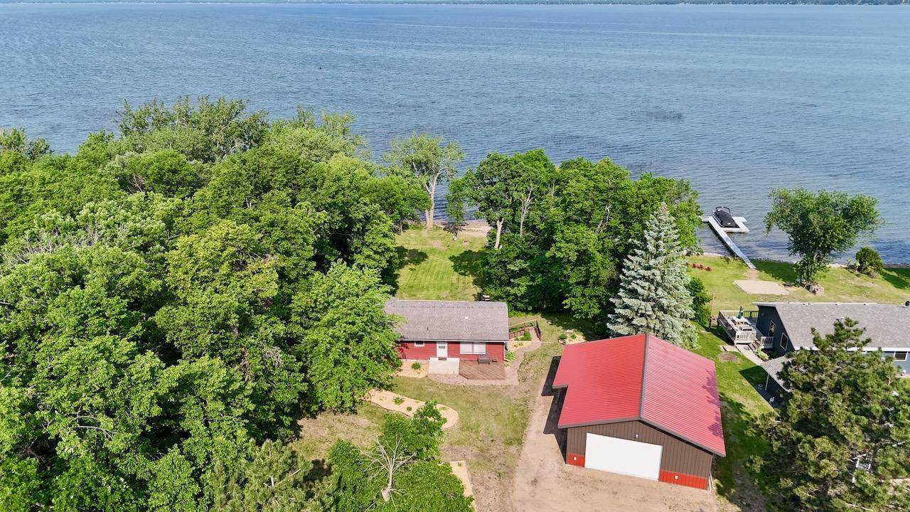 28887 Hi Vista DR, Battle Lake, MN 56515