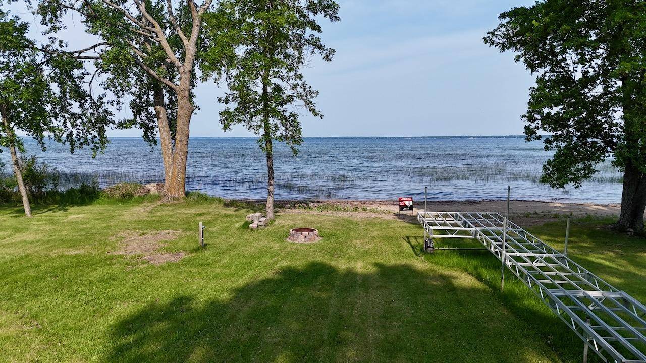 28887 Hi Vista DR, Battle Lake, MN 56515