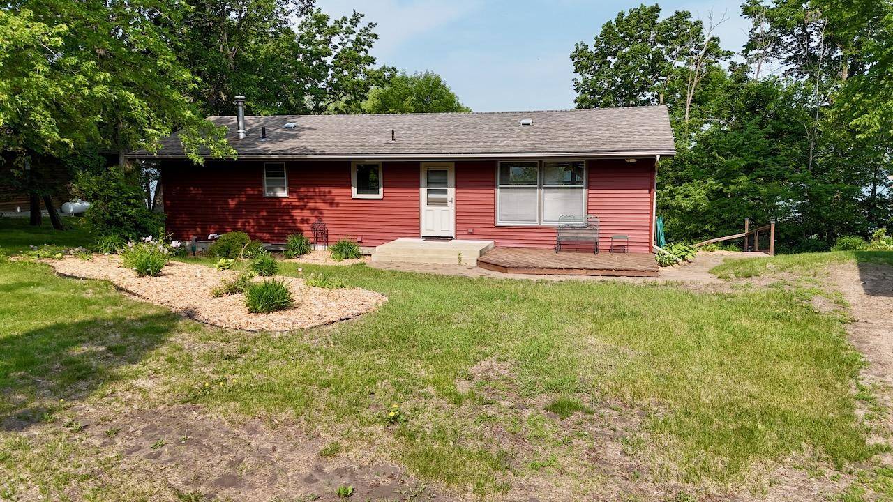 28887 Hi Vista DR, Battle Lake, MN 56515