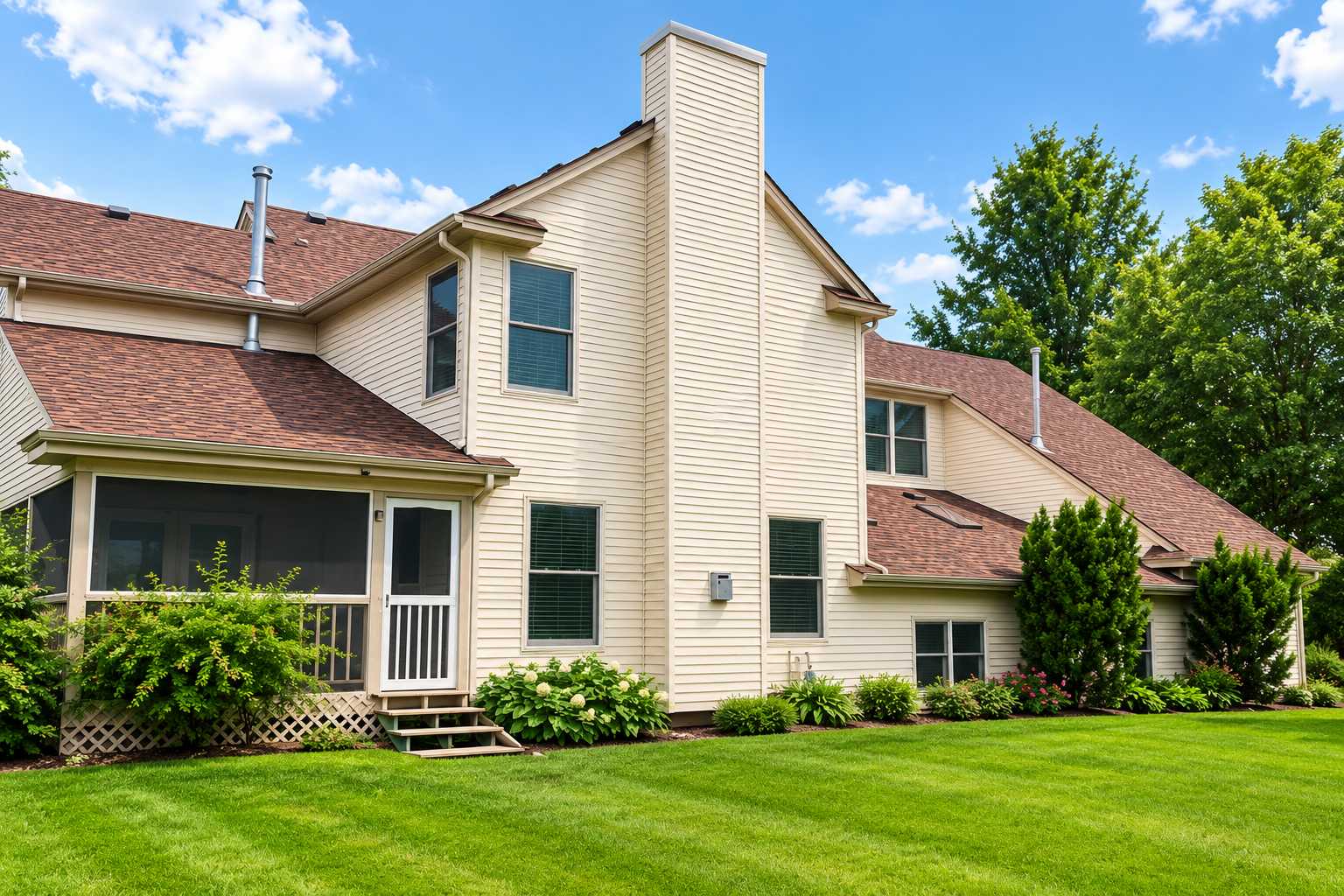 8057 Garfield ST NE, Spring Lake Park, MN 55432