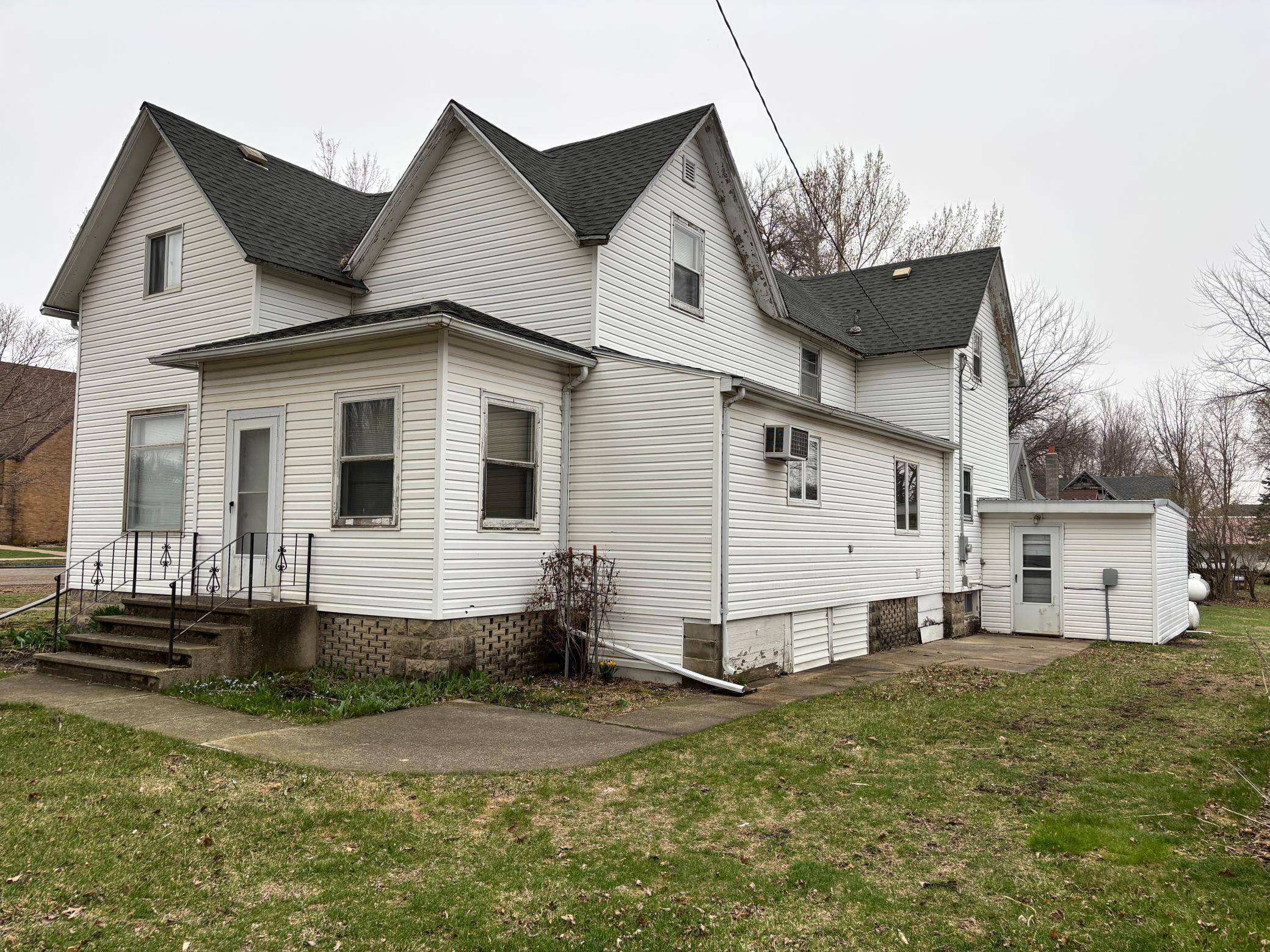 195 S Monroe ST, Thompson, IA 50478