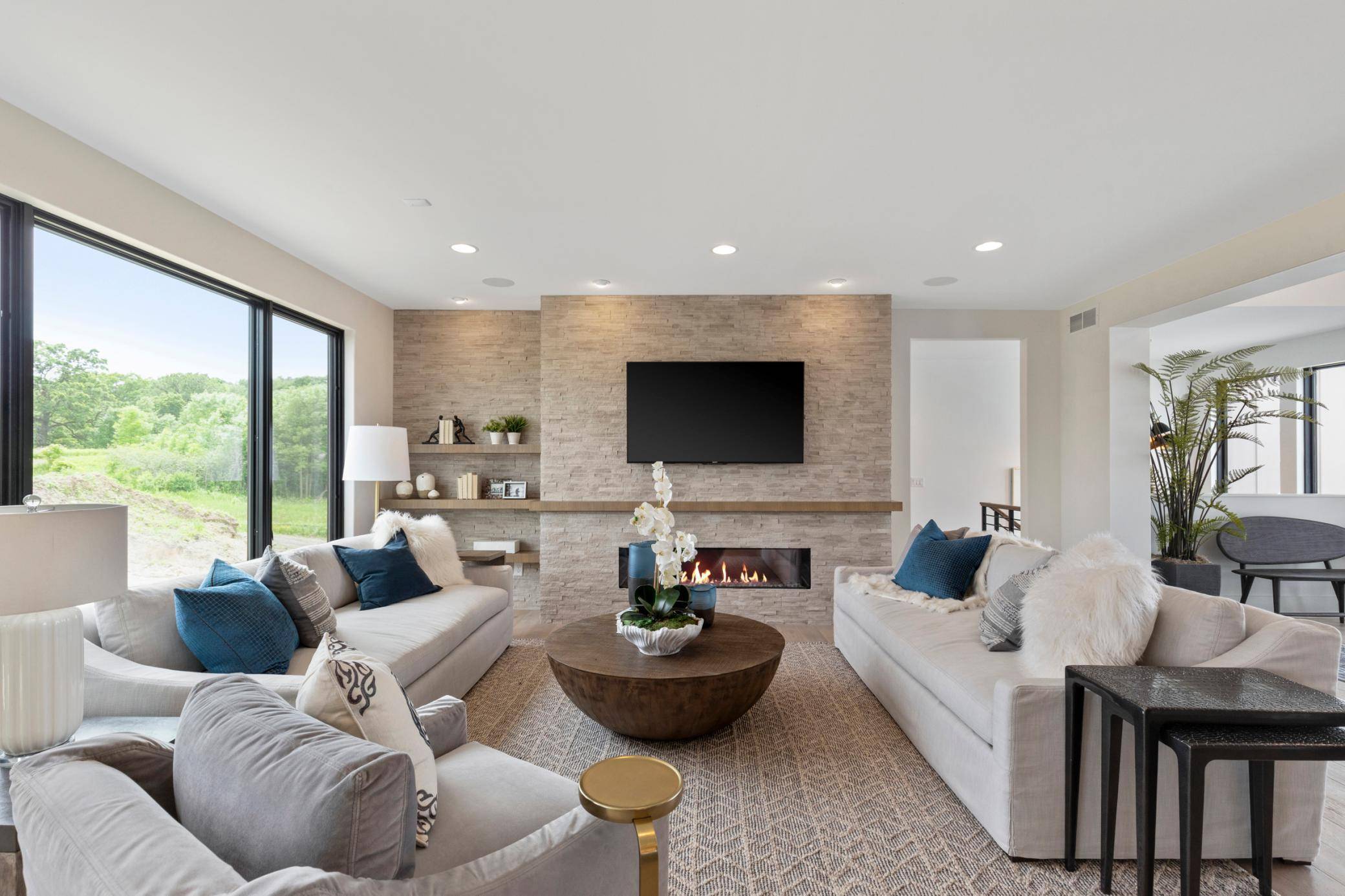 13169 Diamond PATH, Apple Valley, MN 55124