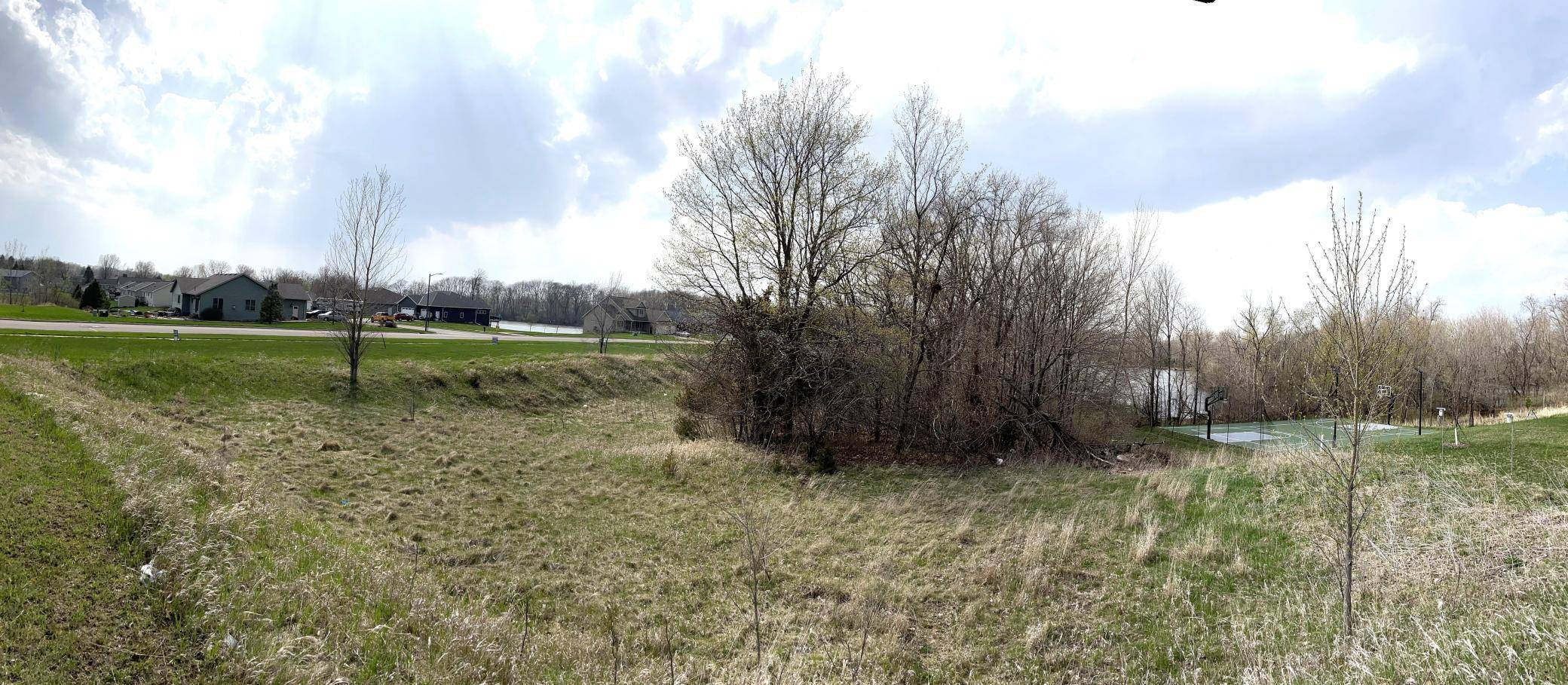 3103 Acorn TRL, Faribault, MN 55021