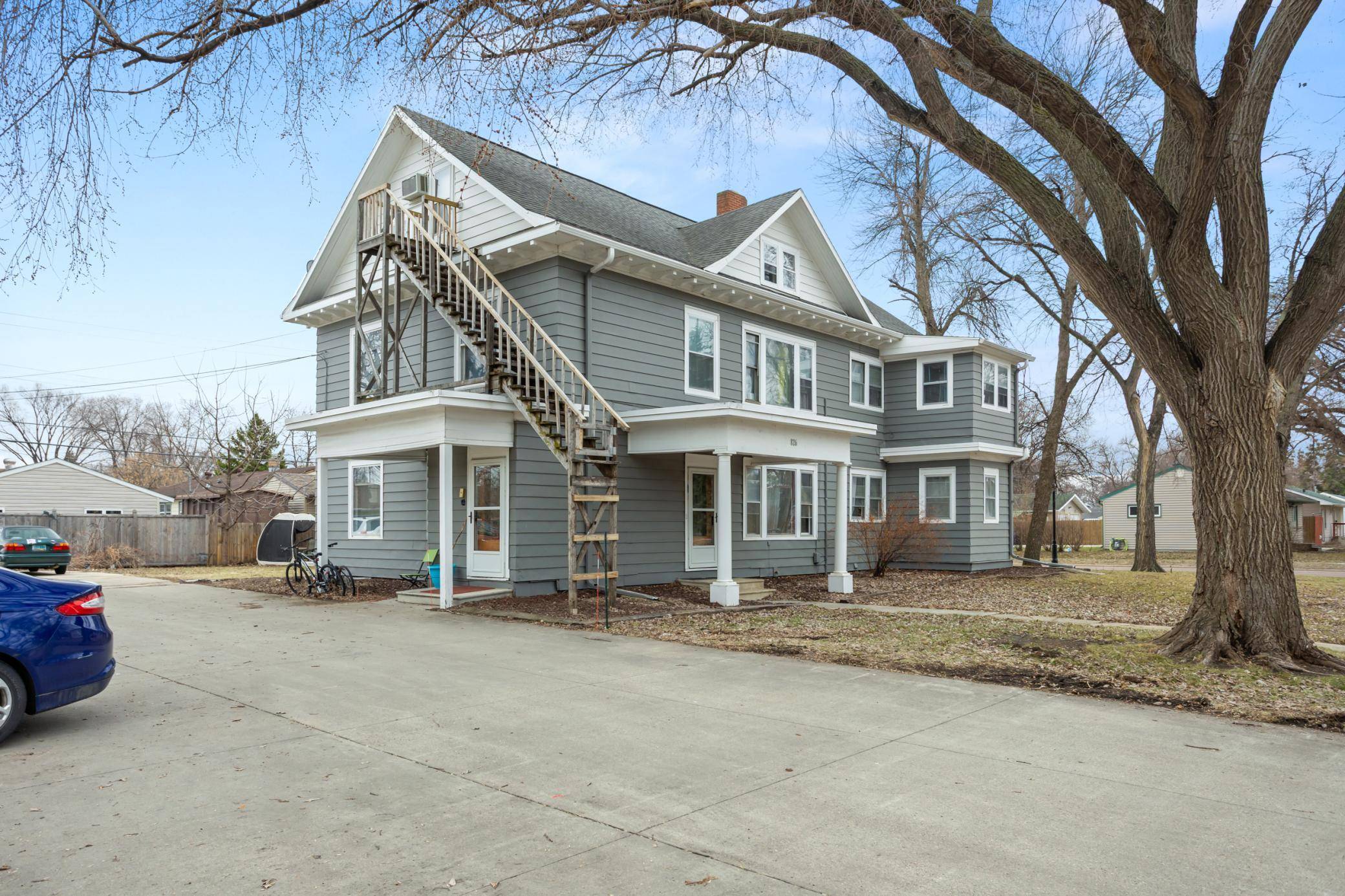 826 21st ST S, Fargo, ND 58103