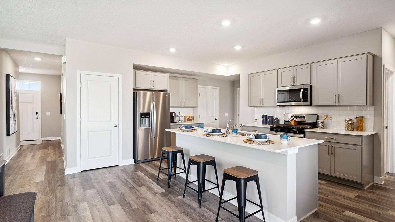 17062 Draper WAY, Lakeville, MN 55044