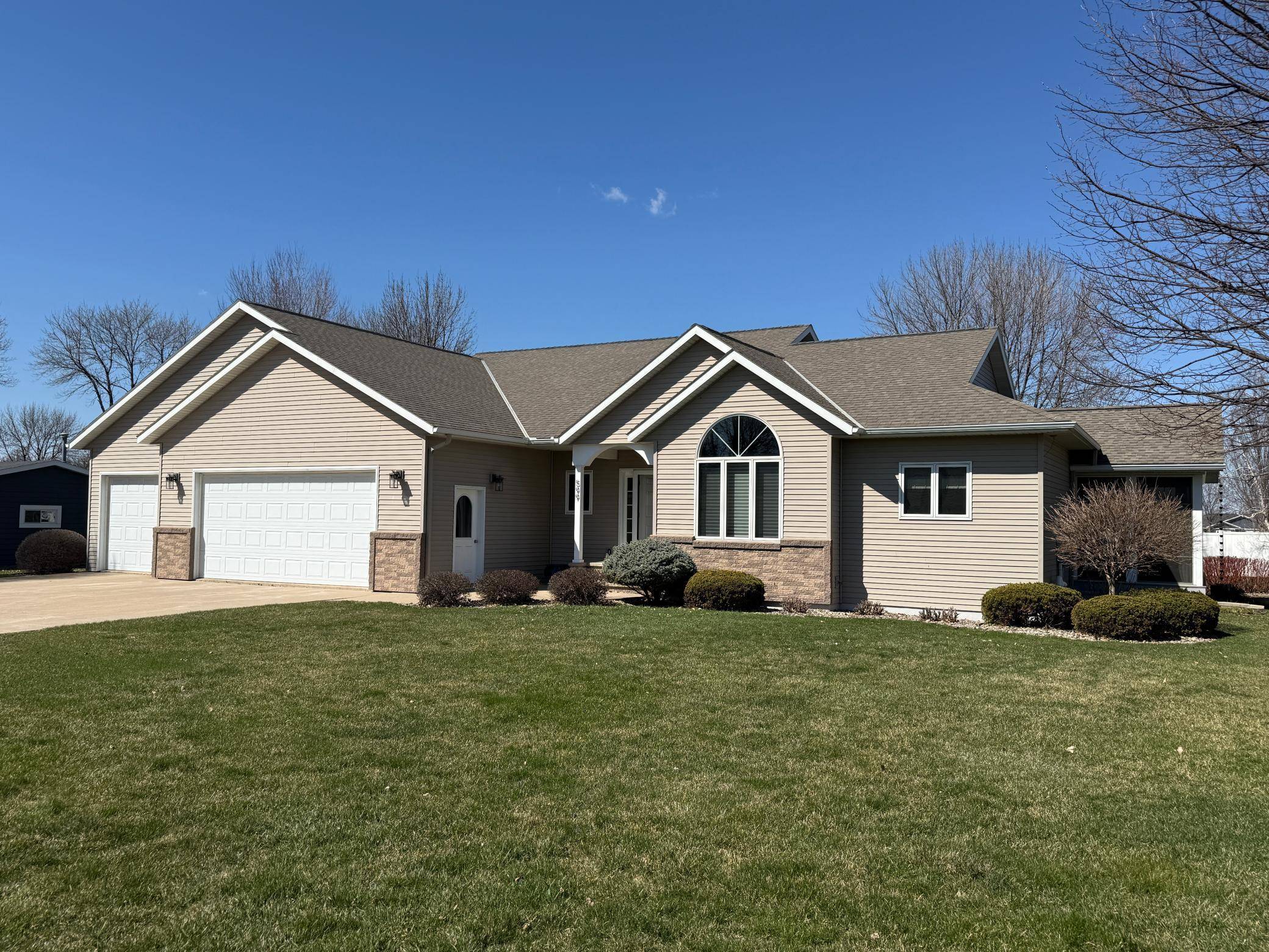 599 Hope ST, Wabasso, MN 56293