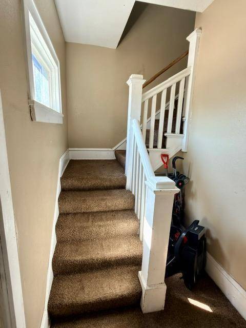 687 Aurora AVE, Saint Paul, MN 55104