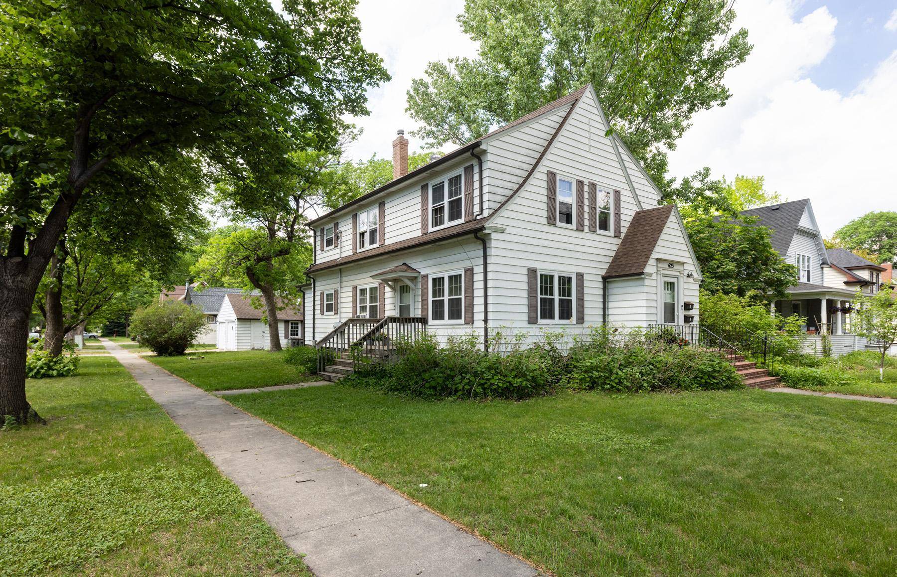 623 6th ST S, Moorhead, MN 56560