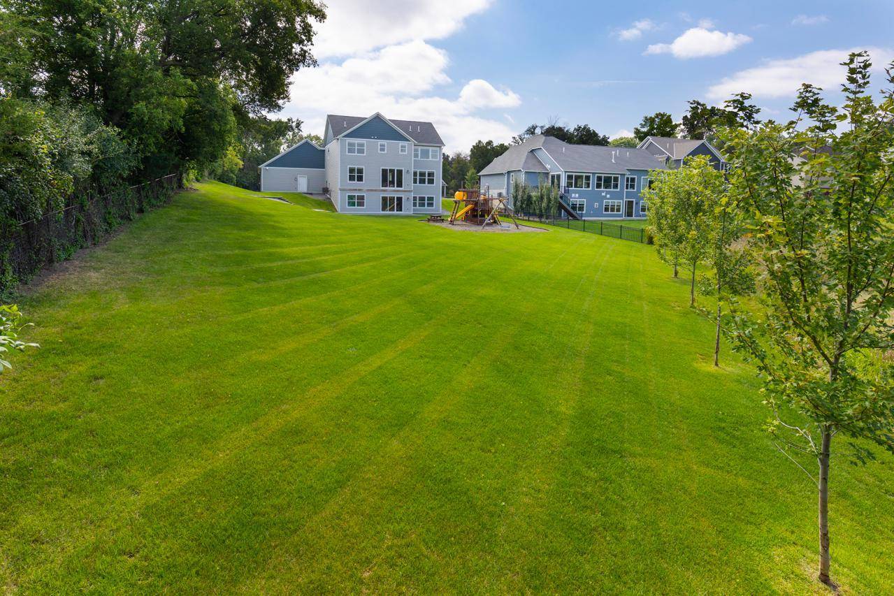 16860 Valley RD, Eden Prairie, MN 55347