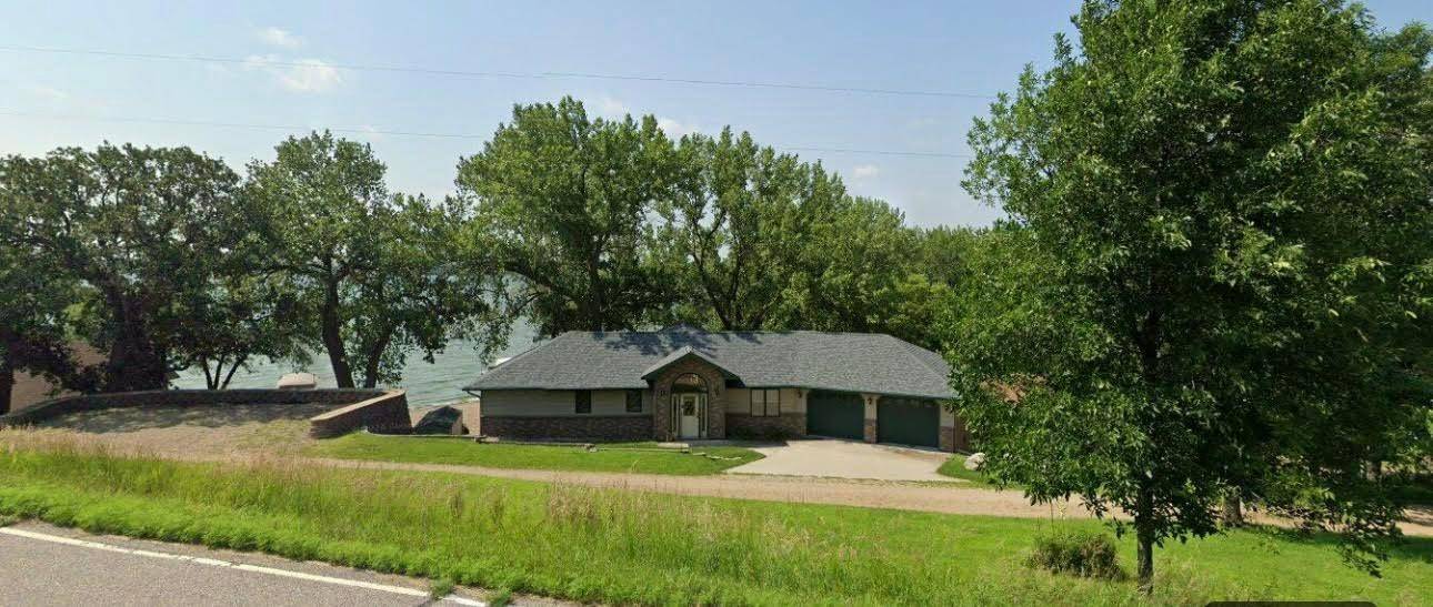 79317 355th ST, Clinton, MN 56225