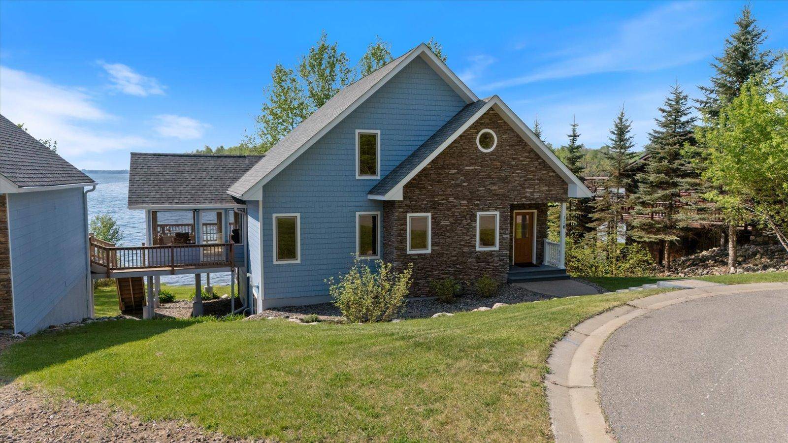 116 Eagle Pointe RD, Coleraine, MN 55722