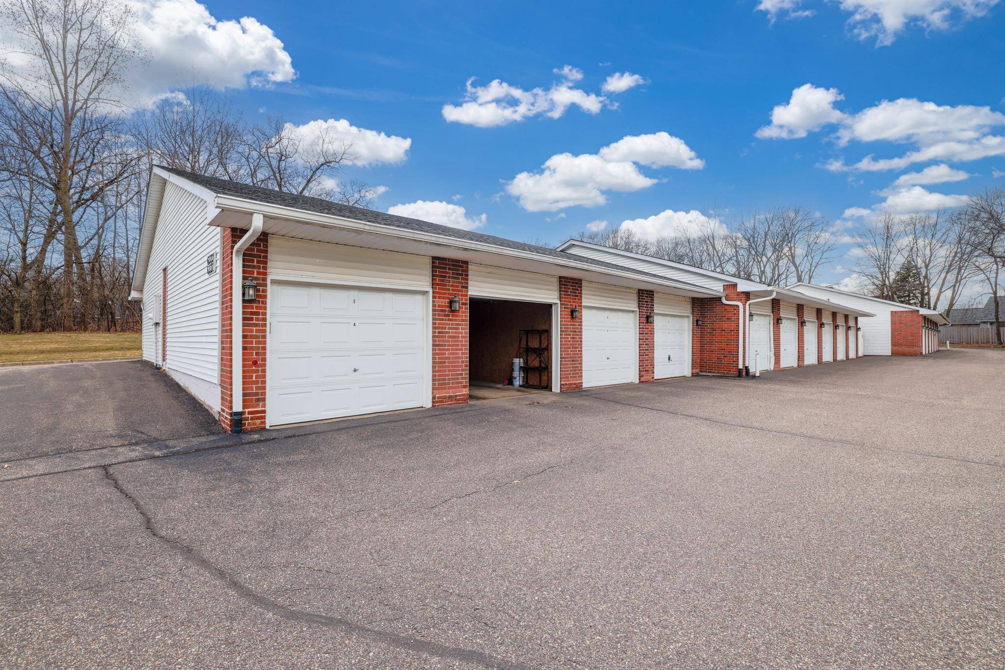 6333 Alderwood CIR #B, Woodbury, MN 55125