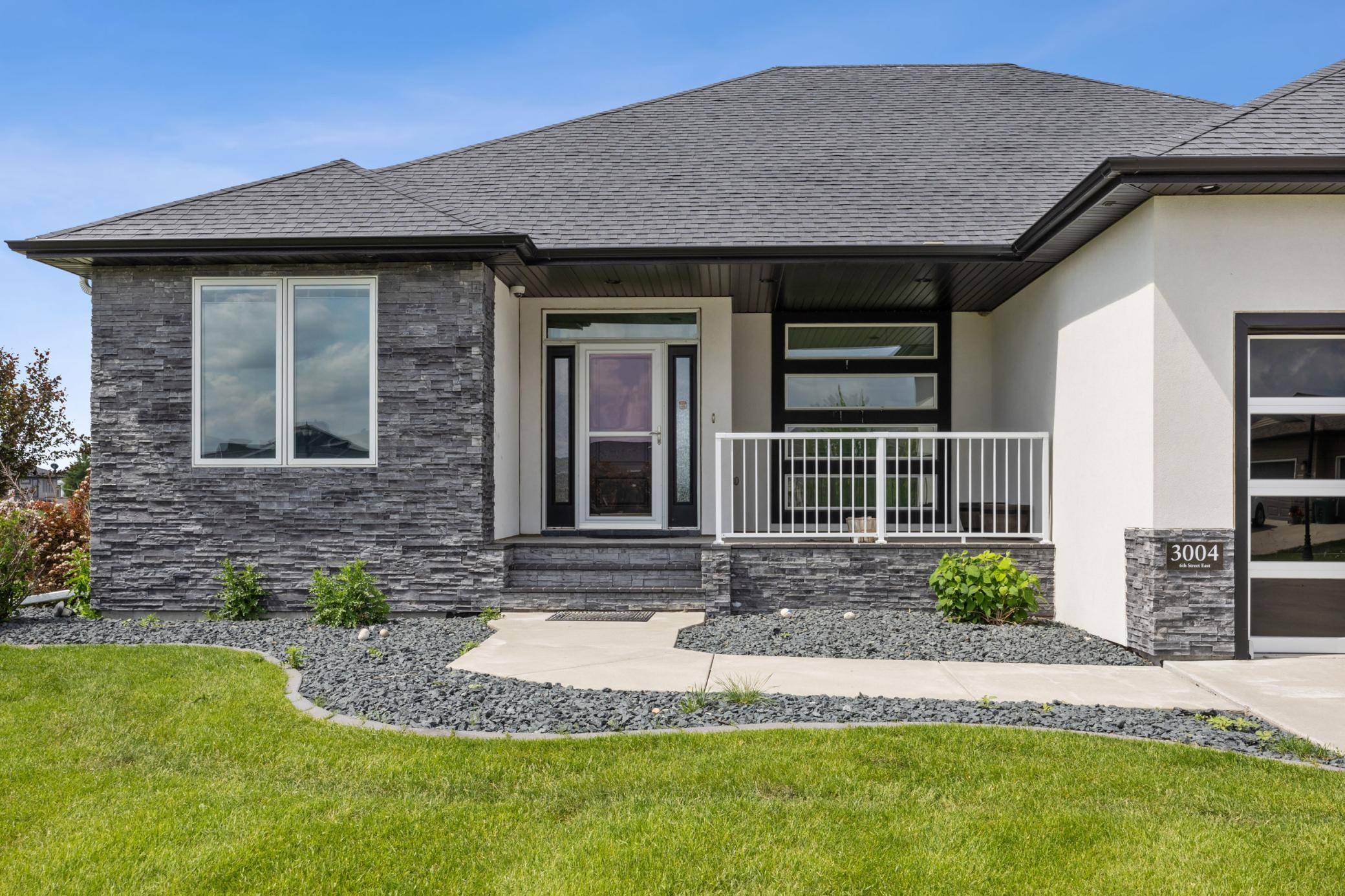 3004 6th ST E, West Fargo, ND 58078