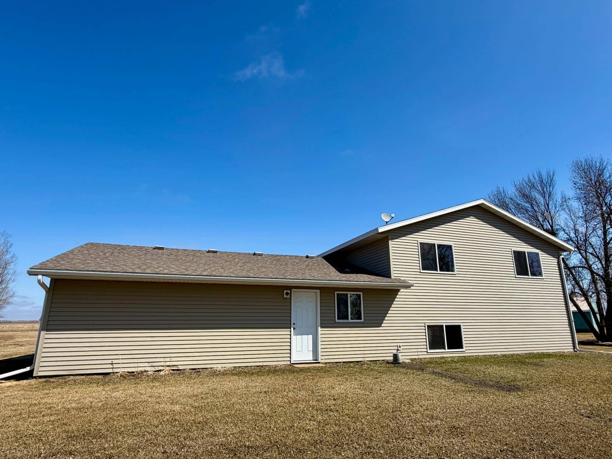 4703 210th ST, Lake Bronson, MN 56734