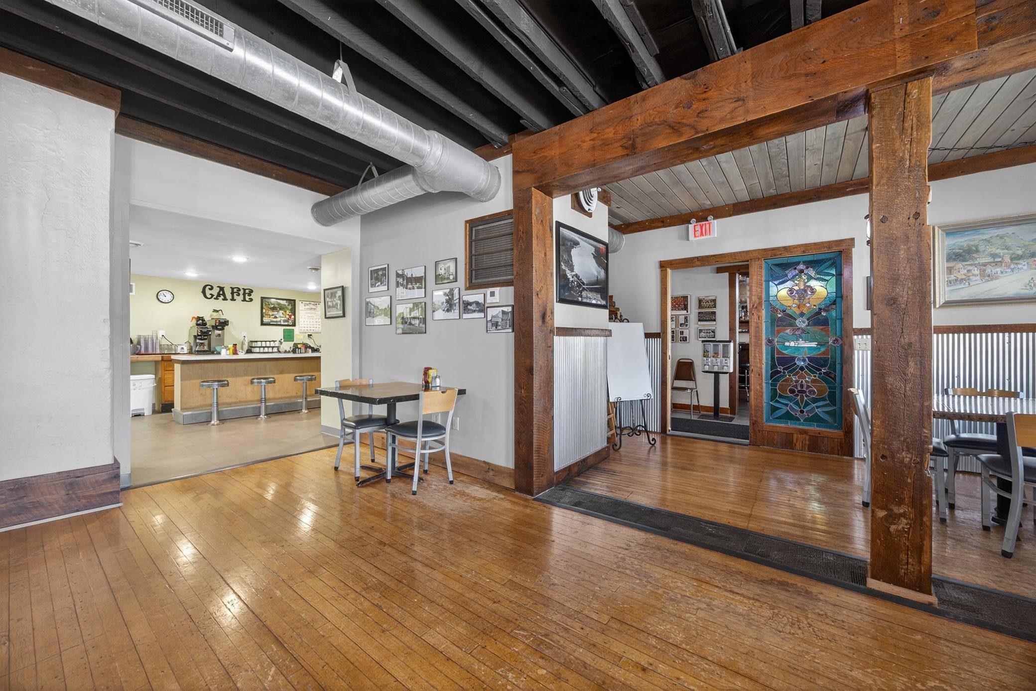 201 N Main ST, Alma, WI 54610
