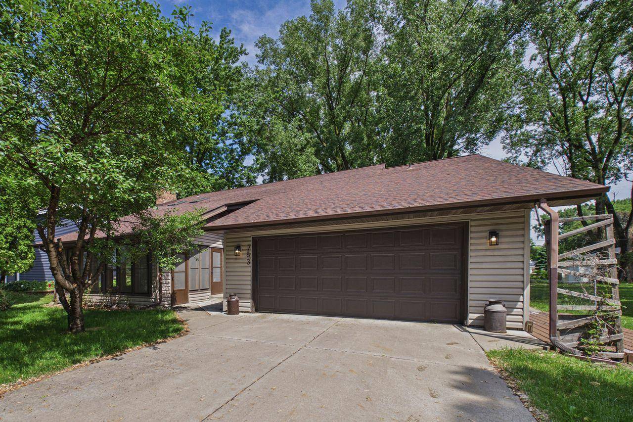 783 Berwood AVE, Vadnais Heights, MN 55127