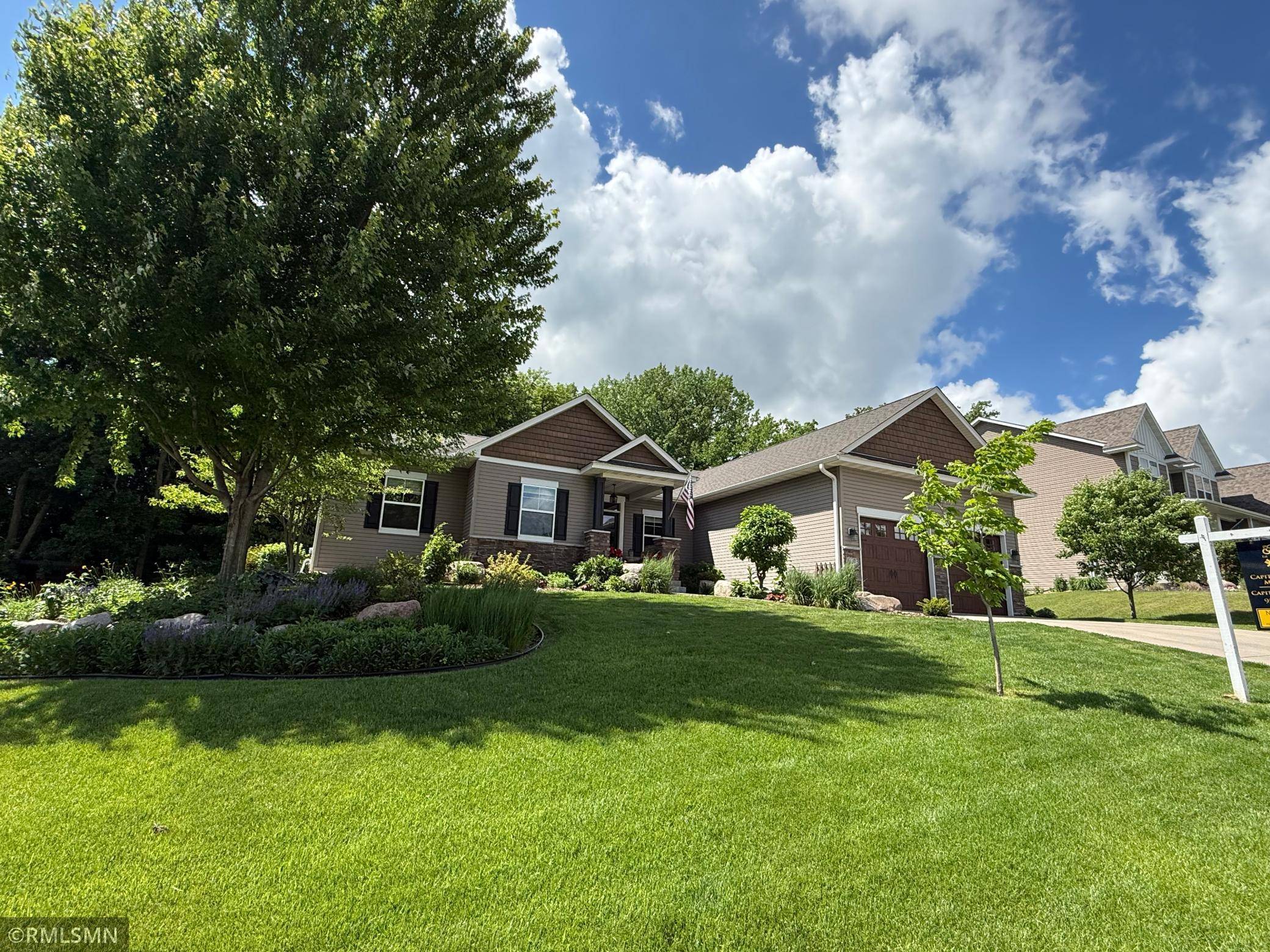 6013 Little Creek LN, Rockford, MN 55373