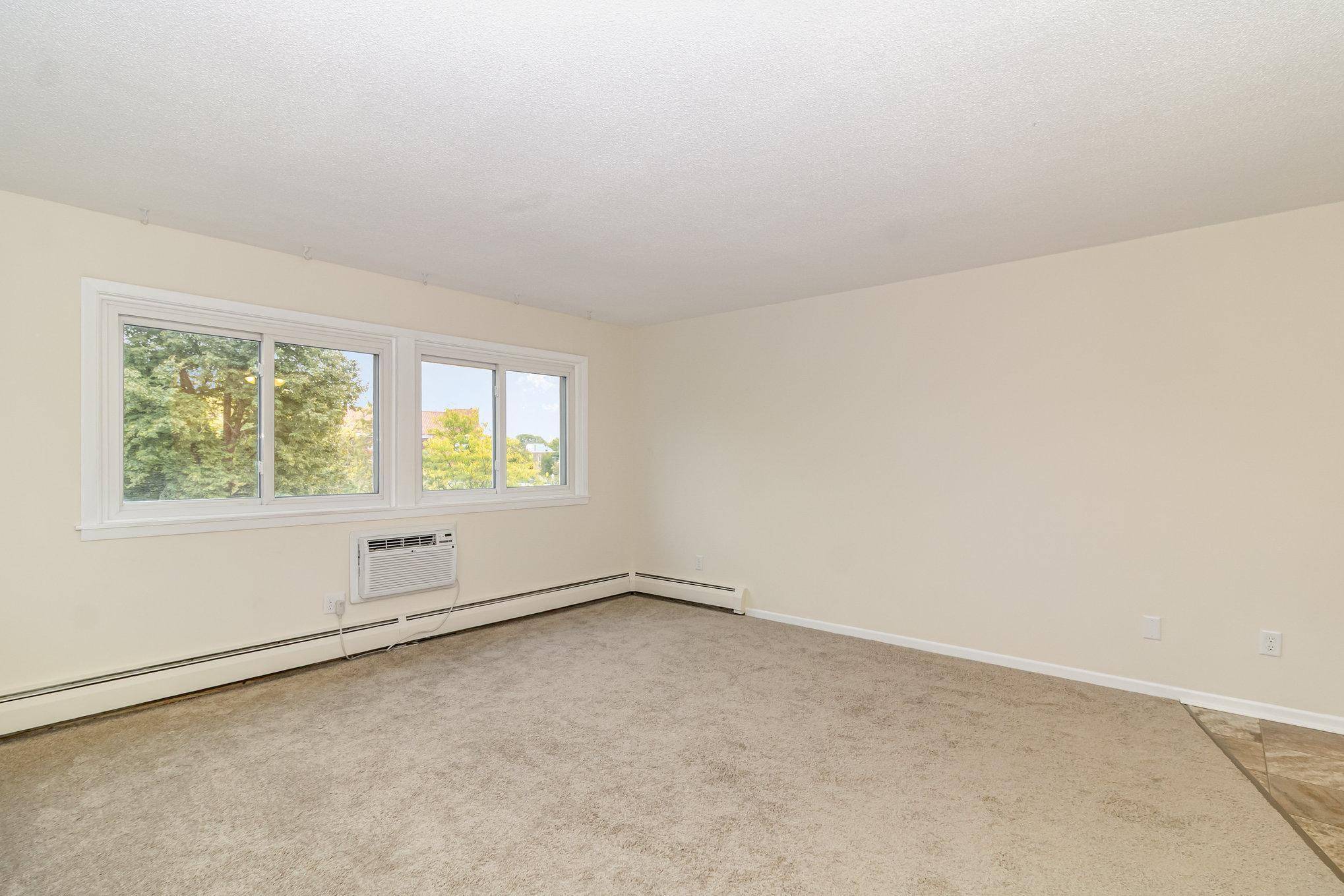 2616 Harriet AVE #303, Minneapolis, MN 55408
