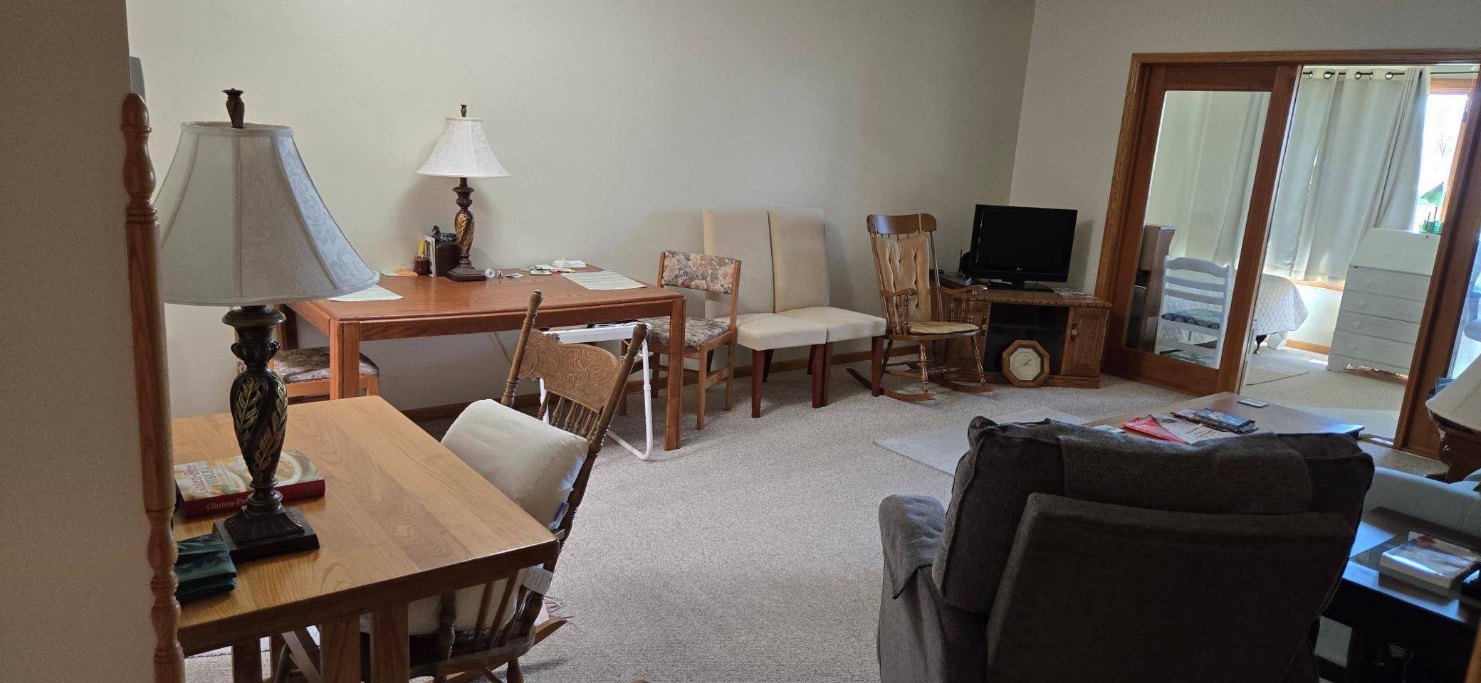 250 Freemont AVE SE #116, Hutchinson, MN 55350