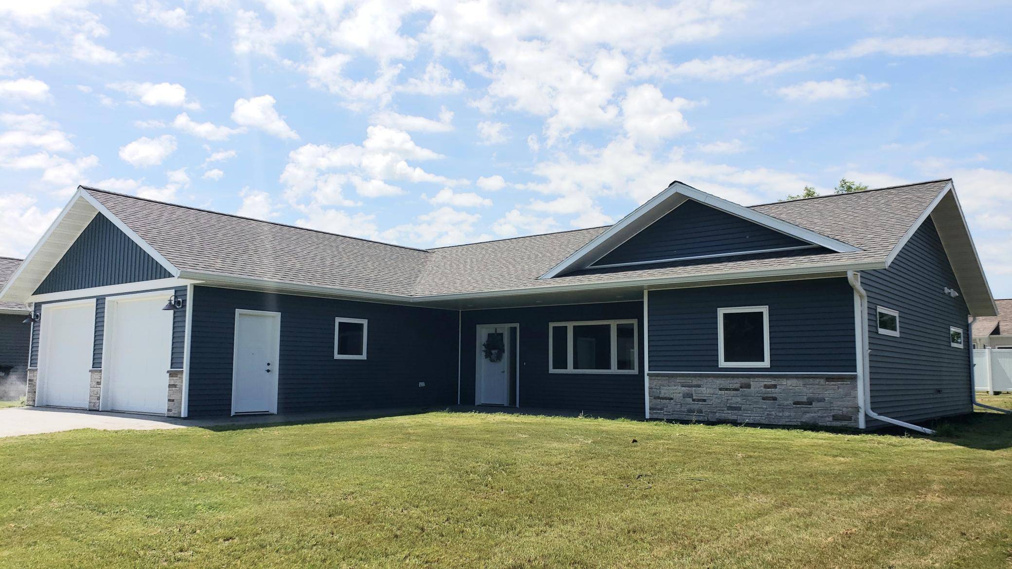 1005 8th AVE NE, Perham, MN 56573