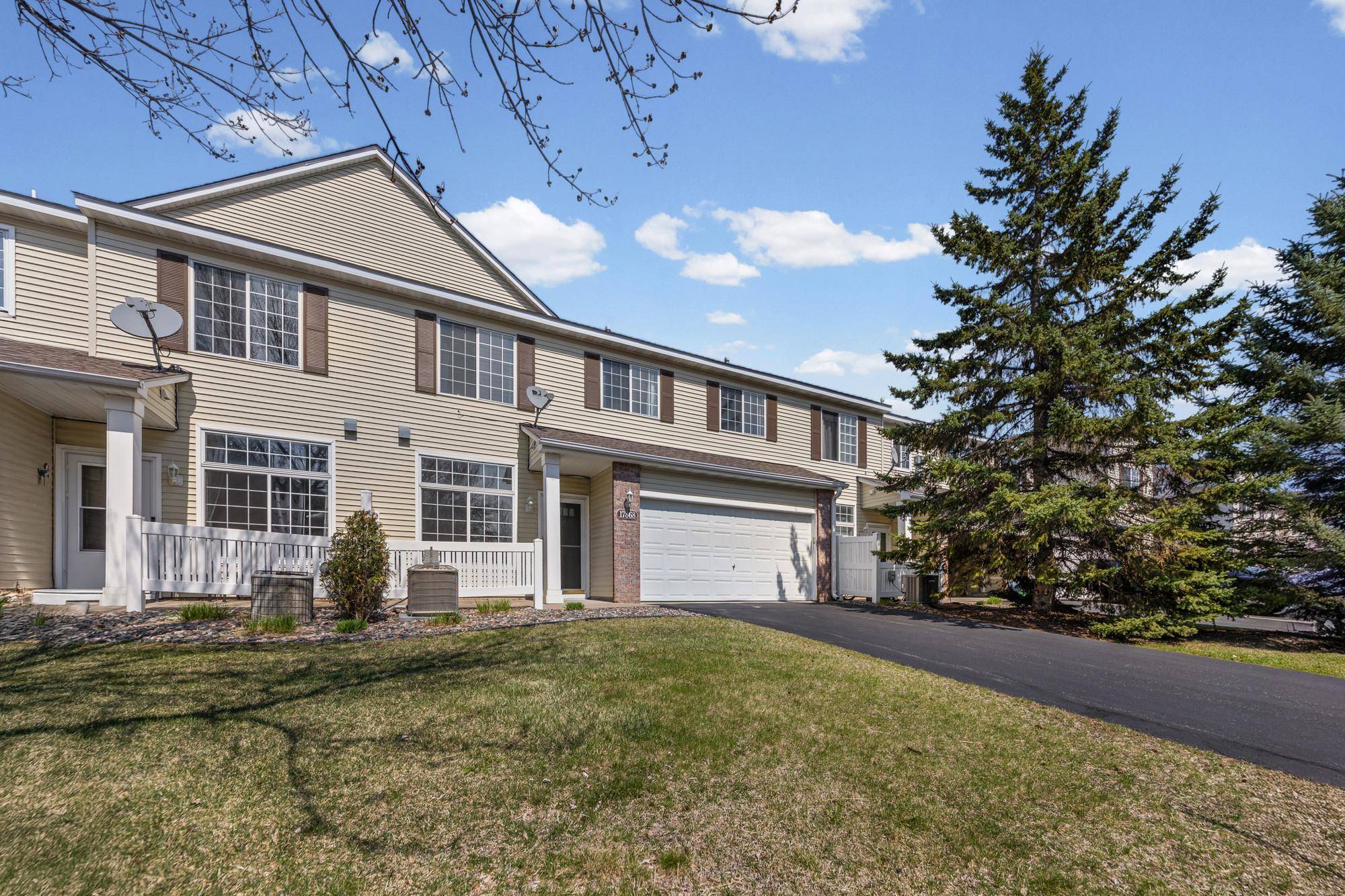 17868 96th AVE N, Maple Grove, MN 55311
