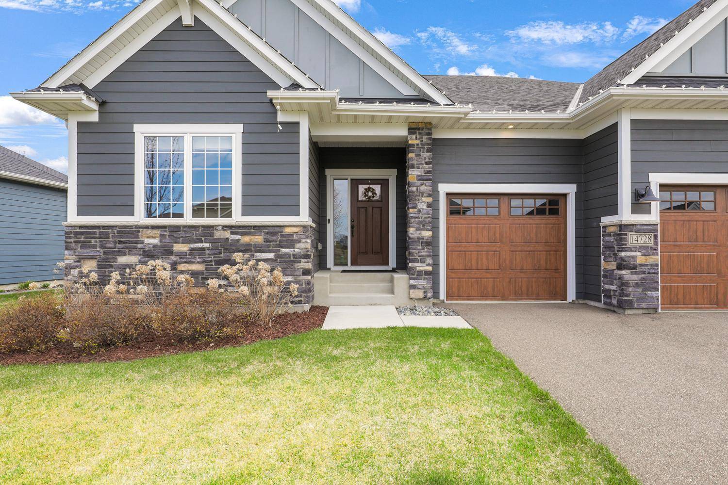14728 River Hills Pkwy, Dayton, MN 55327