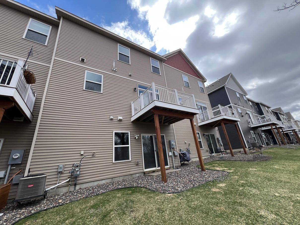 9653 Olive LN N, Maple Grove, MN 55311