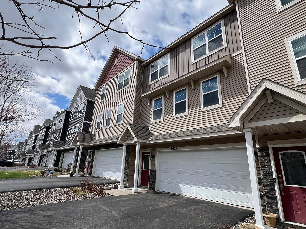 9653 Olive LN N, Maple Grove, MN 55311