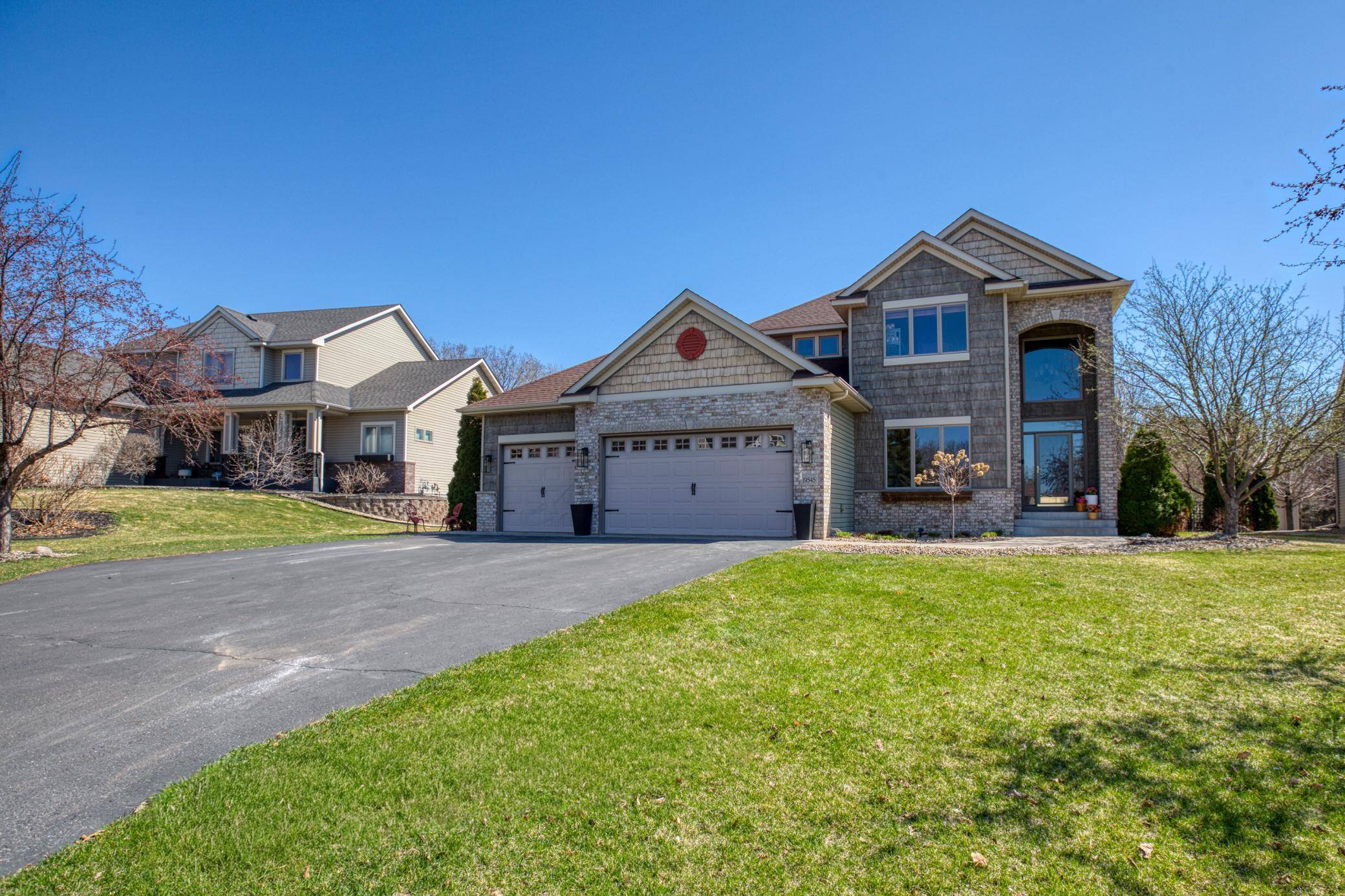 19545 Elgin ST NW, Elk River, MN 55330