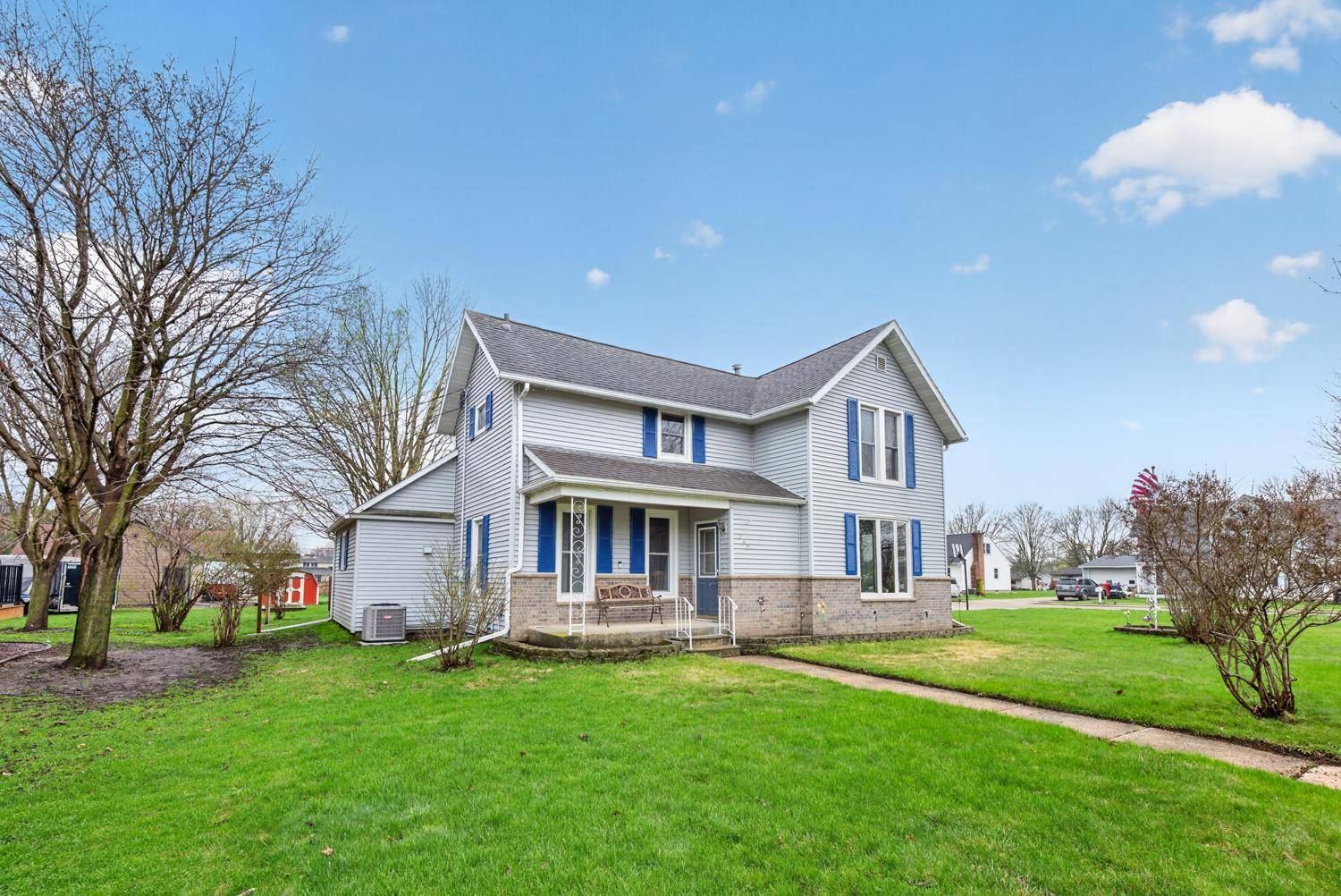 240 Main ST W, Elgin, MN 55932