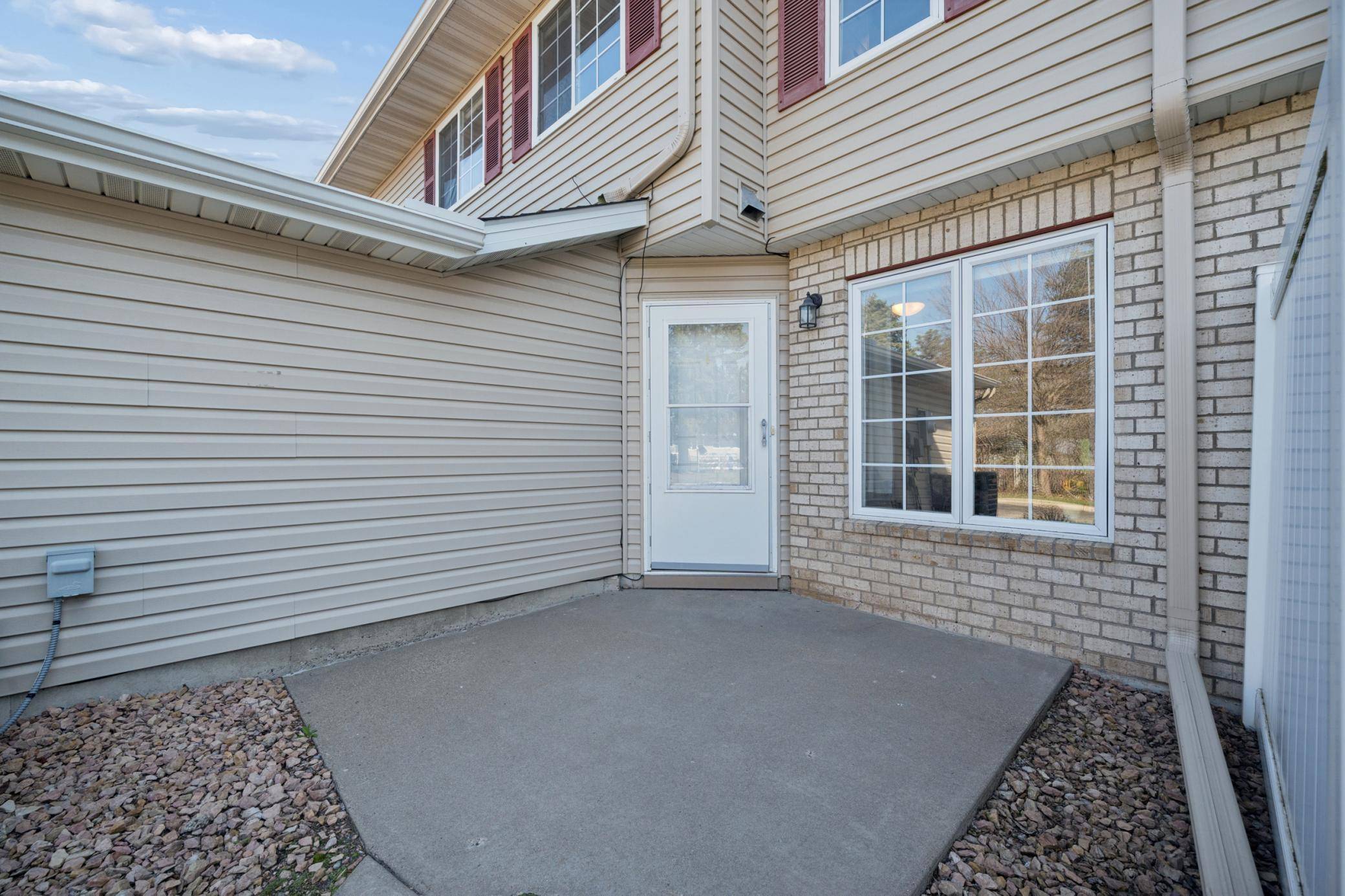 206 E Orchard ST, Belle Plaine, MN 56011