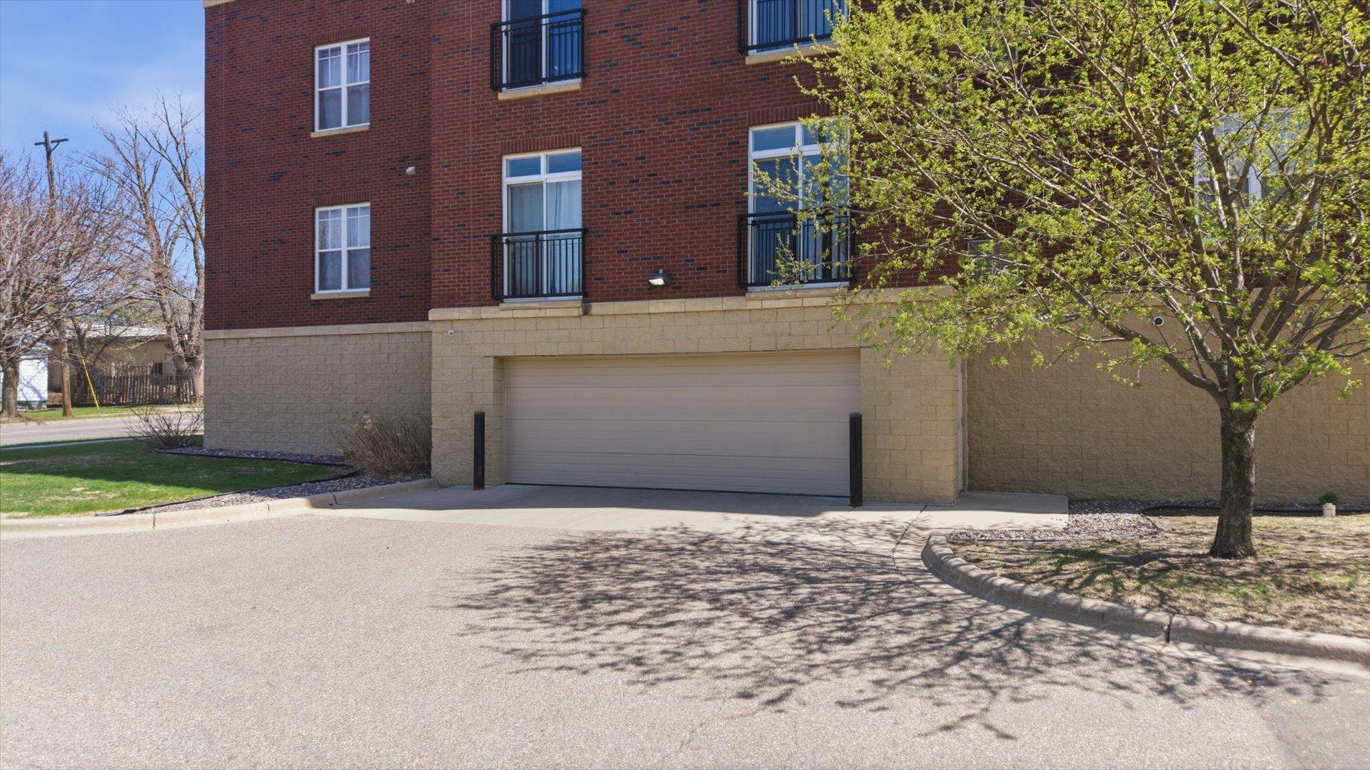1776 Maryland AVE E #106, Saint Paul, MN 55106