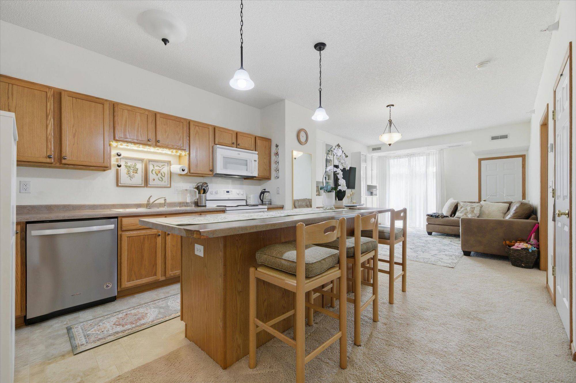 1776 Maryland AVE E #106, Saint Paul, MN 55106
