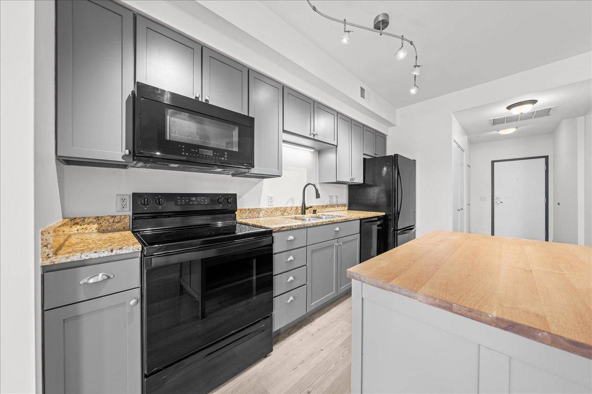 4500 Chicago AVE S #210, Minneapolis, MN 55407