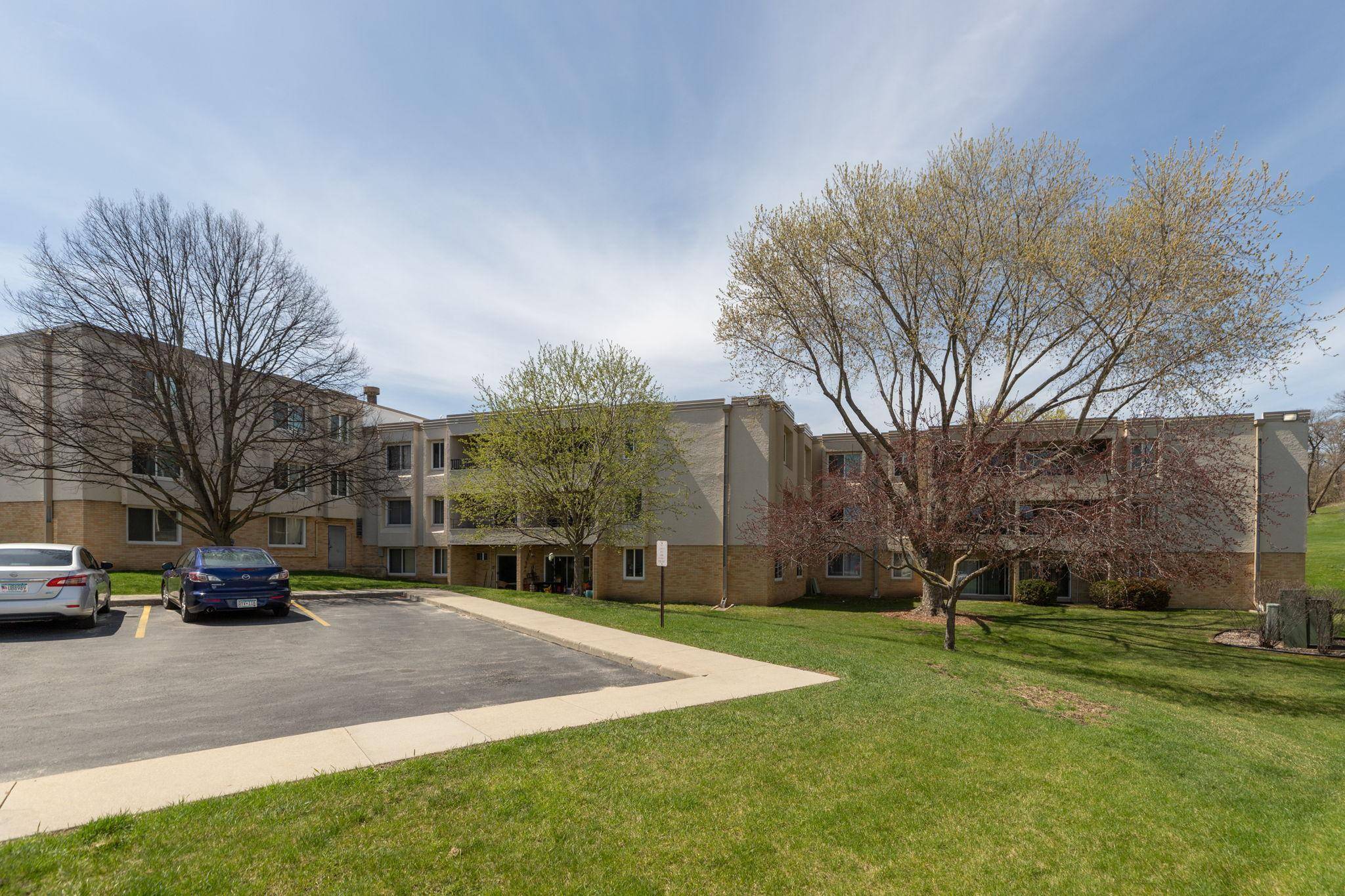1911 Viking DR NW #25, Rochester, MN 55901