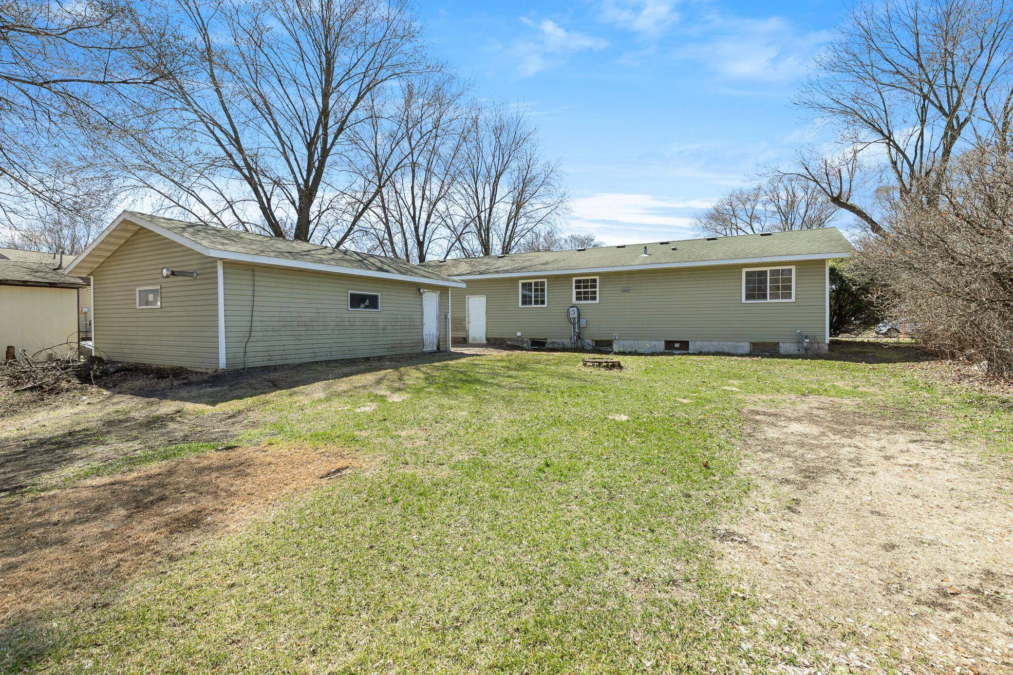 120 3rd AVE NW, Rice, MN 56367