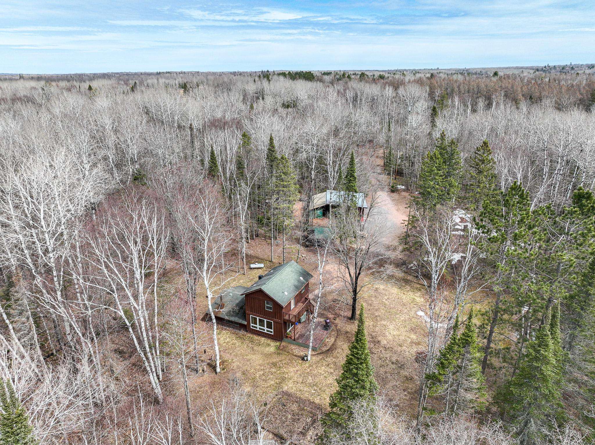 5190 E Koenen RD, South Range, WI 54874