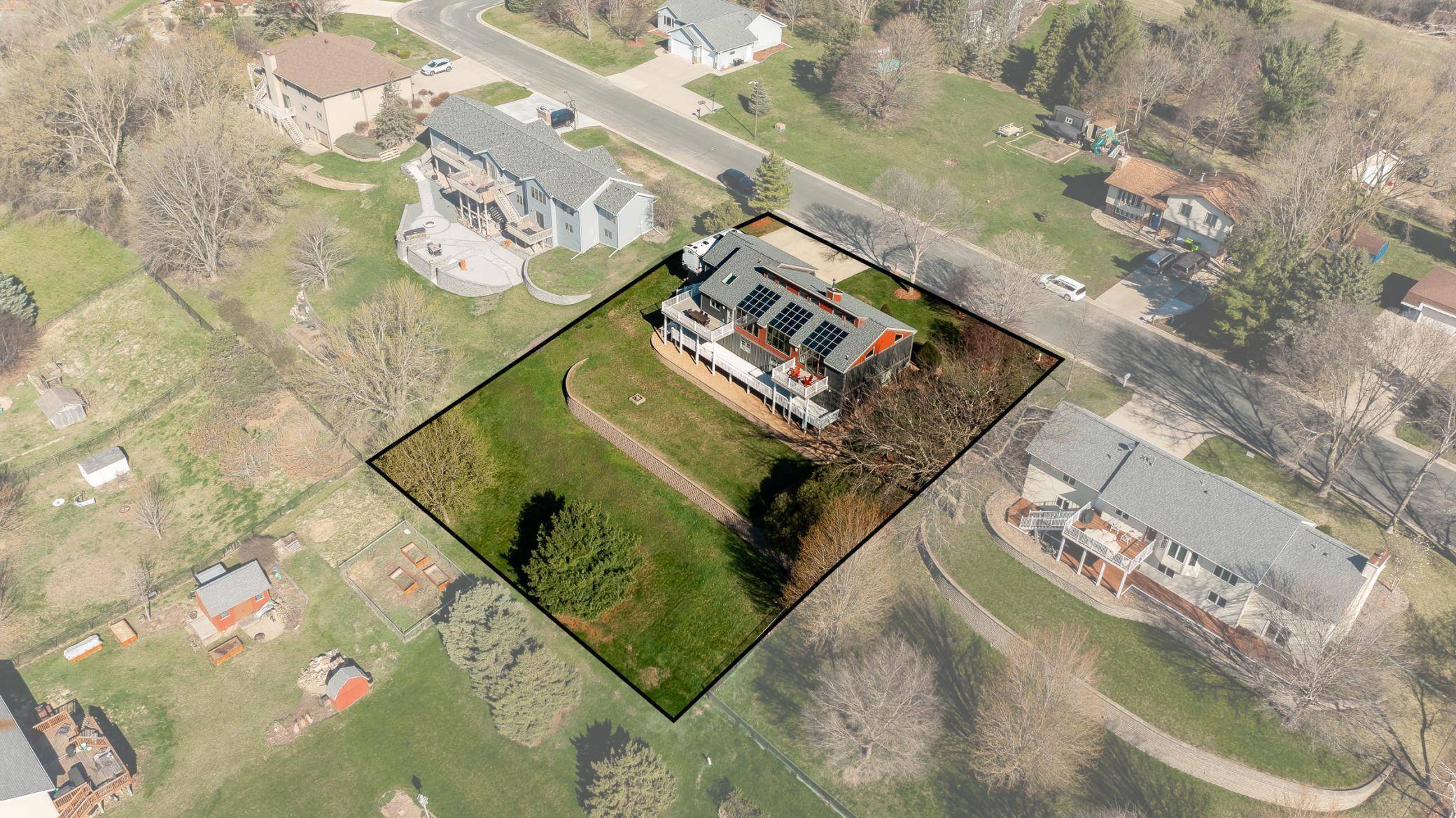 9 Island Heights CT NE, Pine Island, MN 55963