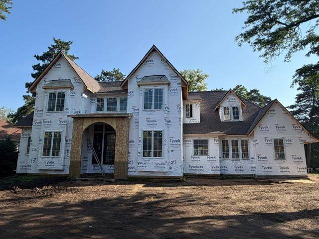 11044 Bell Oaks Estate RD, Eden Prairie, MN 55347