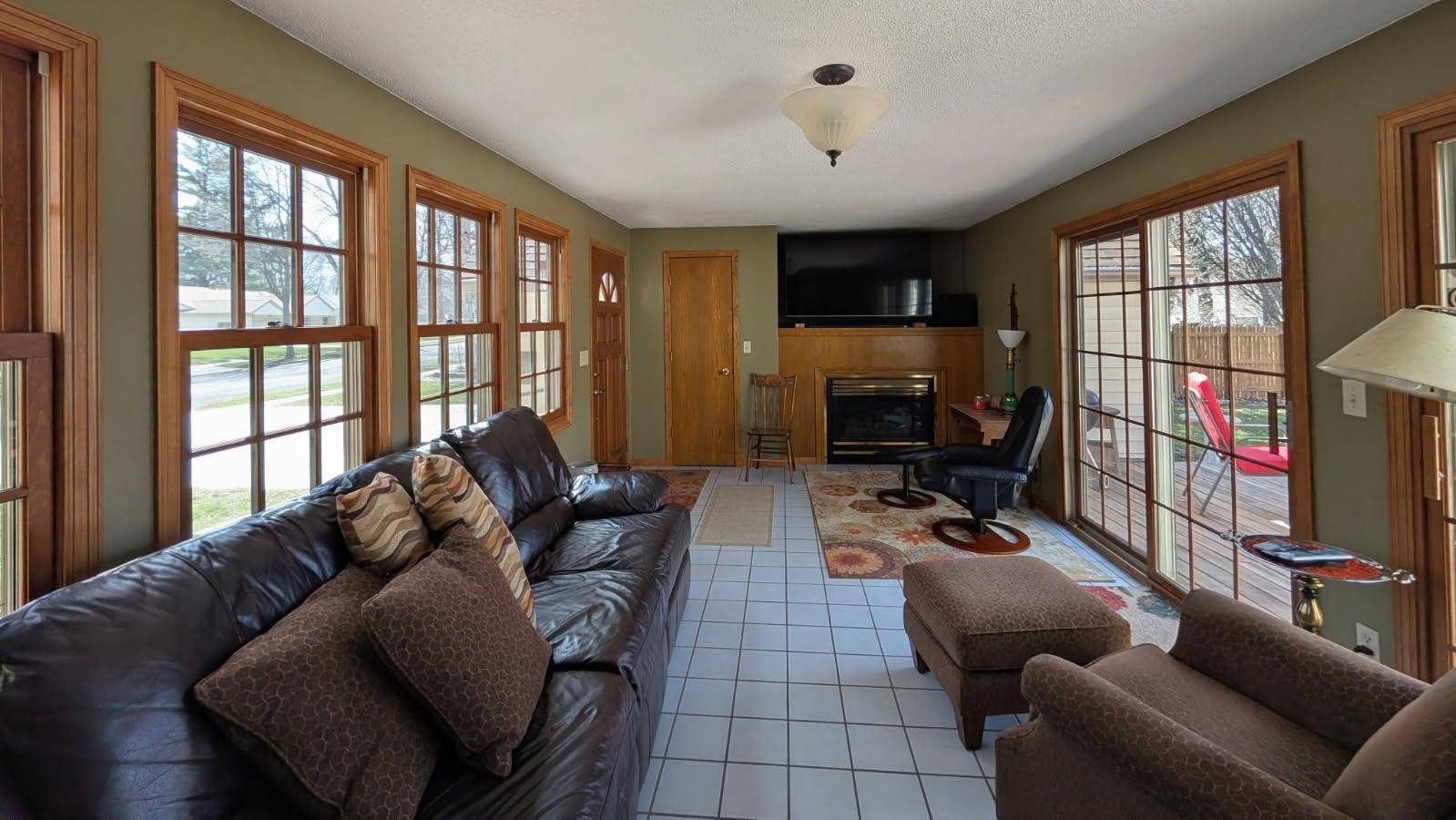 617 N 9th ST, Montevideo, MN 56265