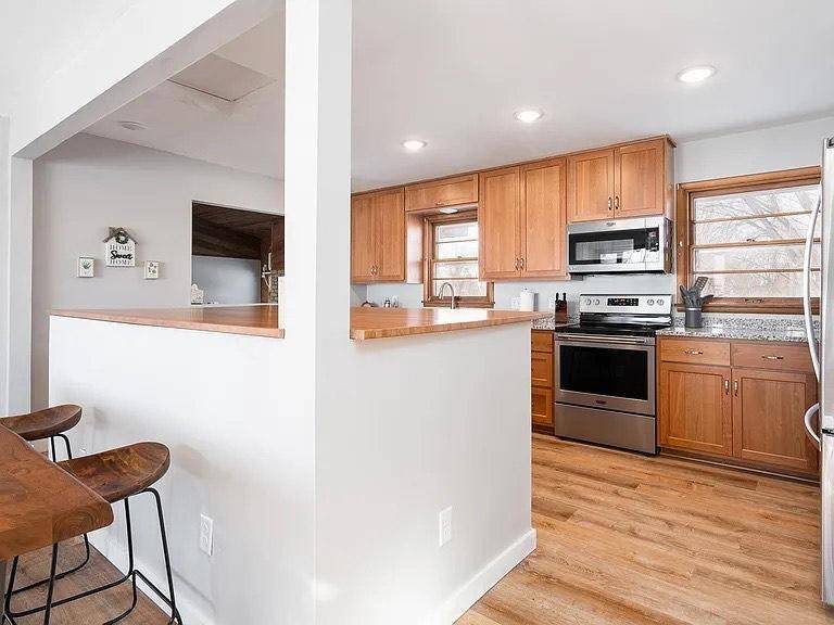 700 W Pleasure DR, Litchfield, MN 55355