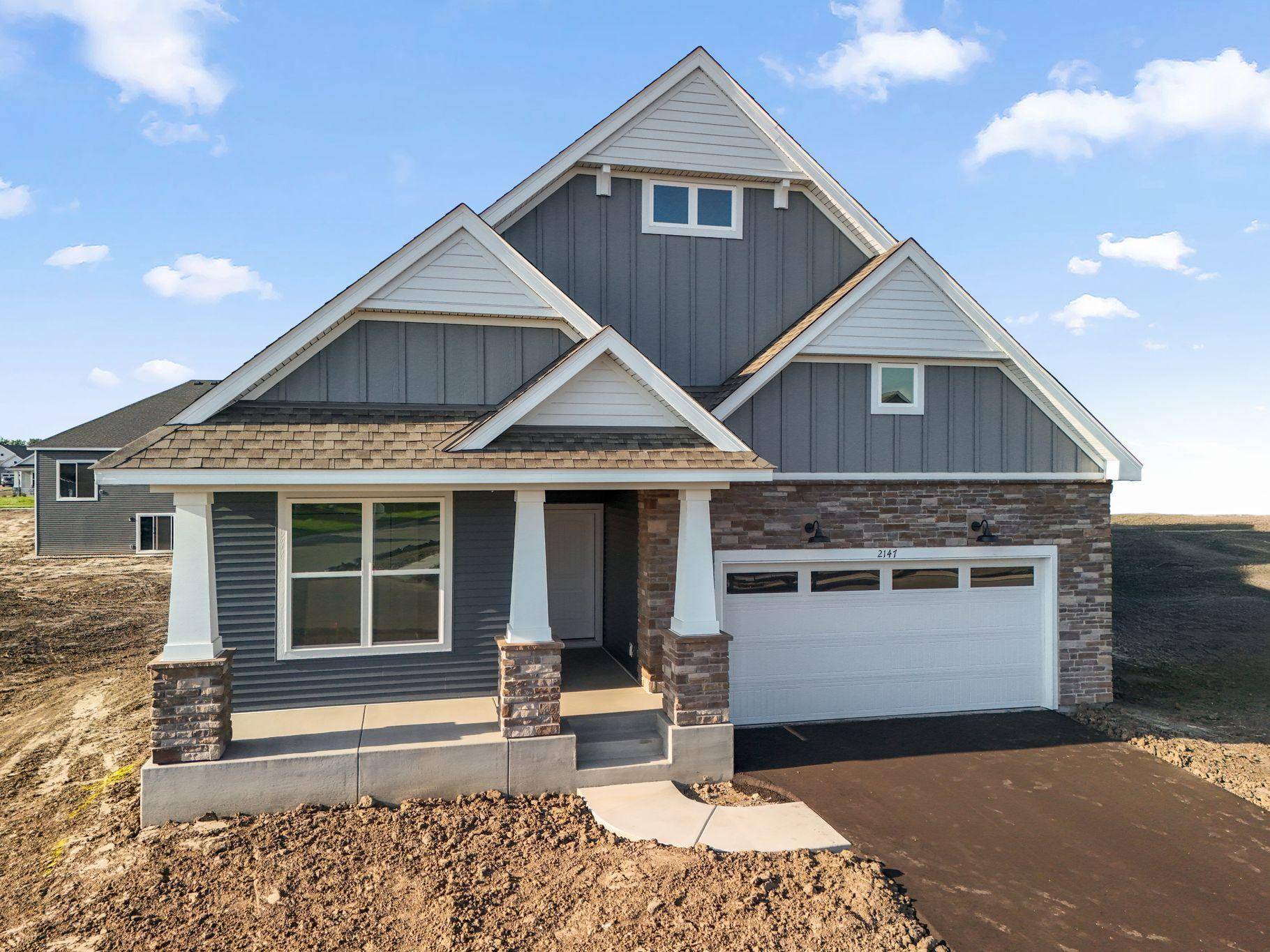 2147 Pepin DR, Lino Lakes, MN 55038