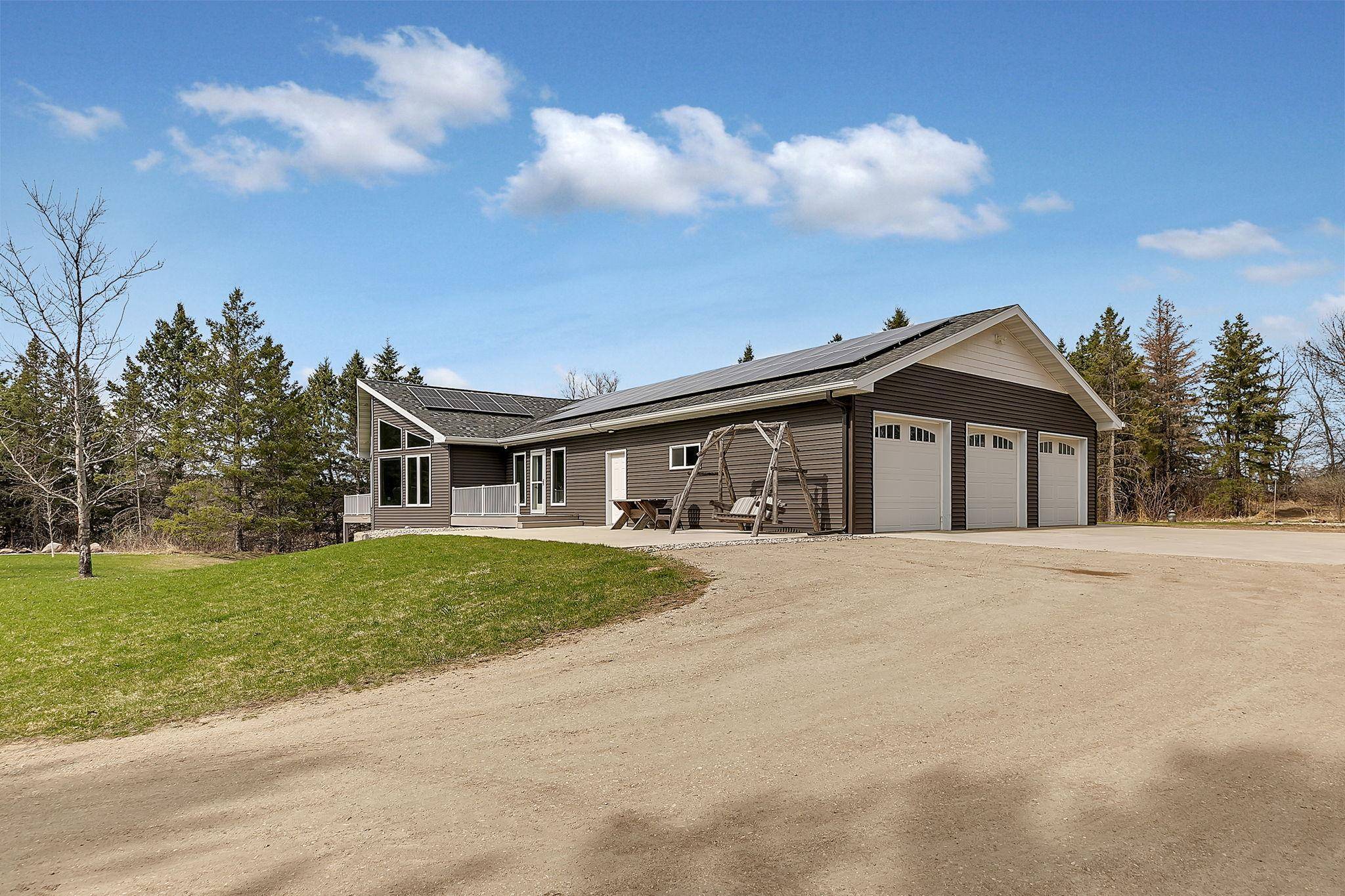 1315 Karnis DR NW, Alexandria, MN 56308